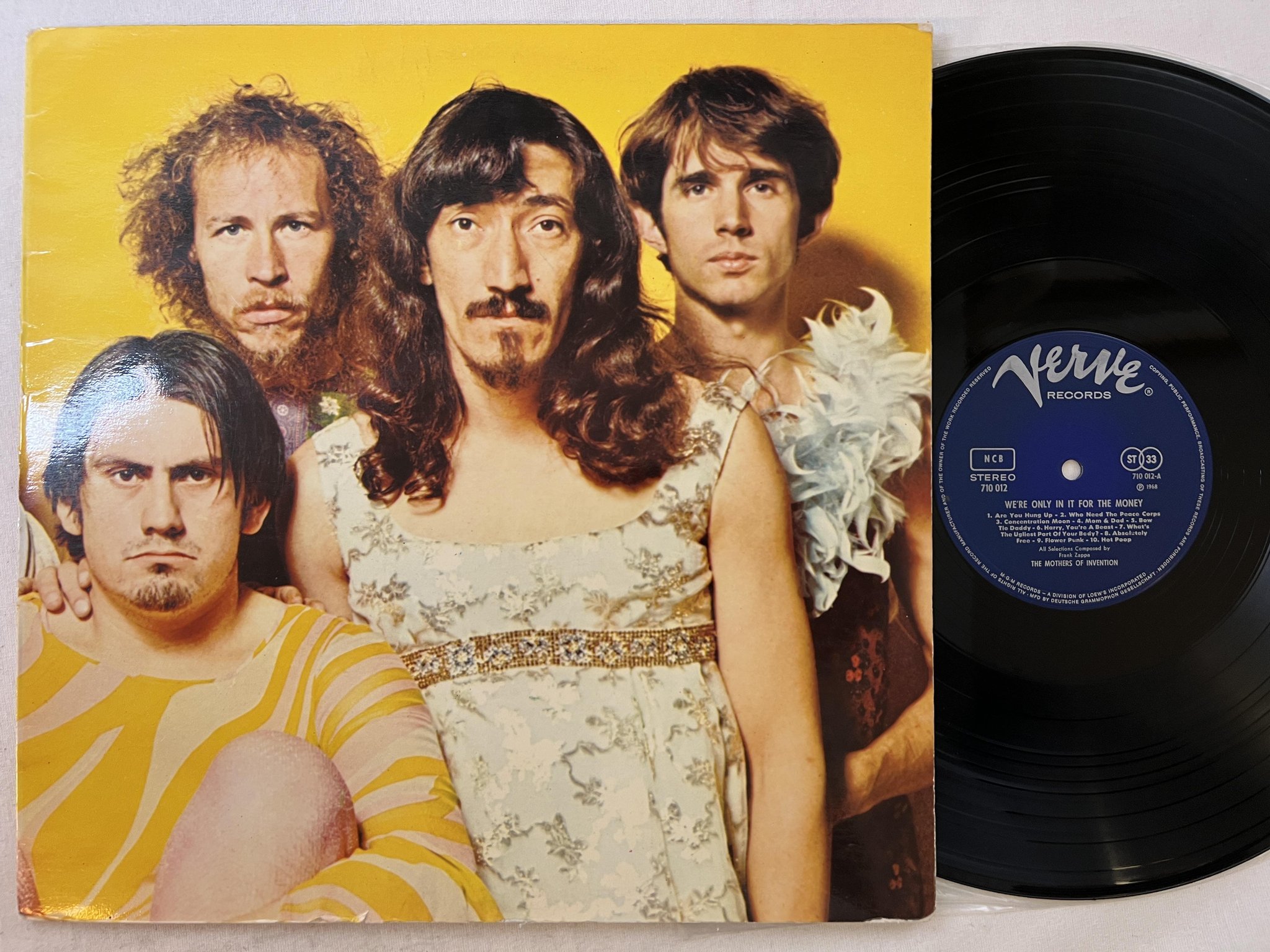 Omslagsbild för skivan THE MOTHERS OF INVENTION We're Only In It For The Money LP -68 Ger VERVE