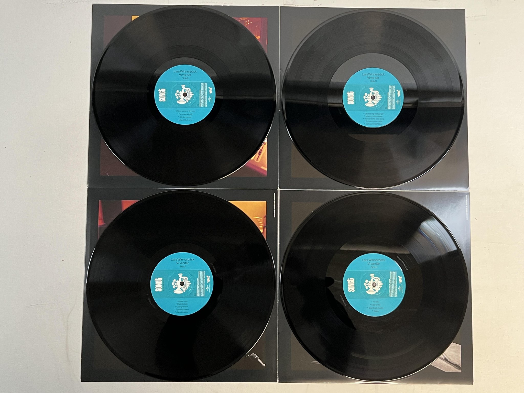 Omslagsbild för skivan LARS WINNERBÄCK Vi Var Där 4xLP 2017 UNIVERSAL MUSIC 0602557327588 ** RARE **