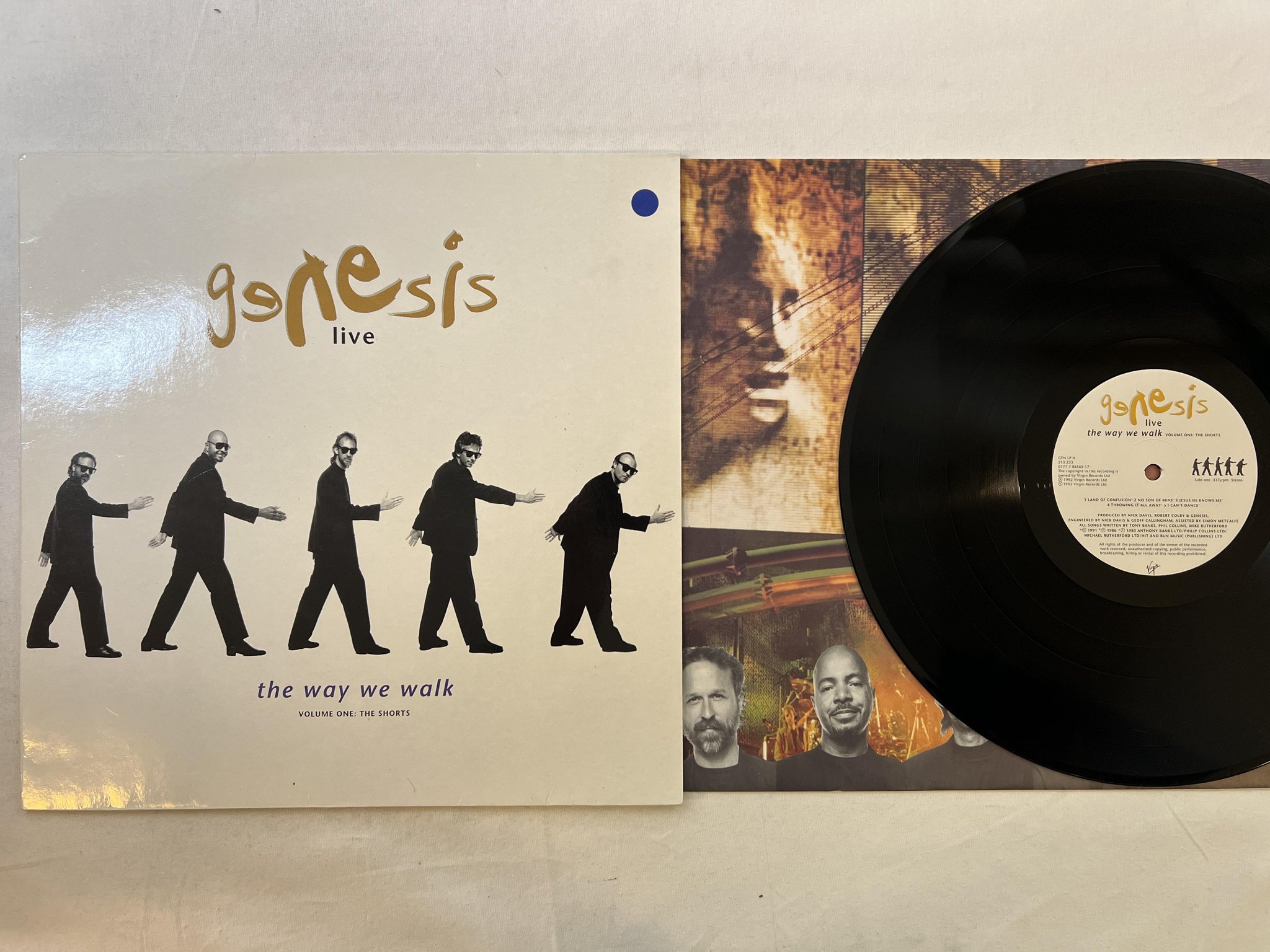Omslagsbild för skivan GENESIS live LP -92 VIRGIN 077778656517 ** VERY RARE **