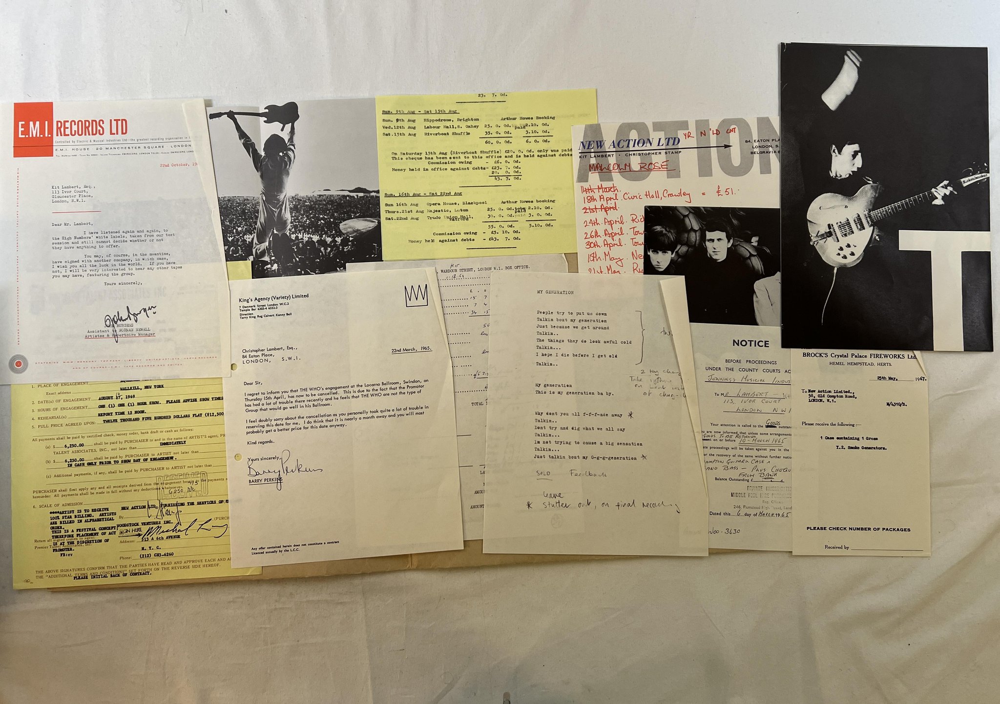 Omslagsbild för skivan THE WHO live at Leeds LP -70 UK TRACK 2406 001 red lettering ** w/ POSTER **