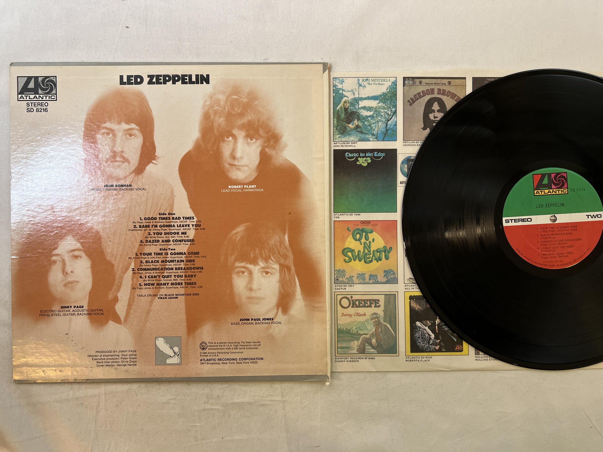 Omslagsbild för skivan LED ZEPPELIN s/t LP re US ATLANTIC SD 8216