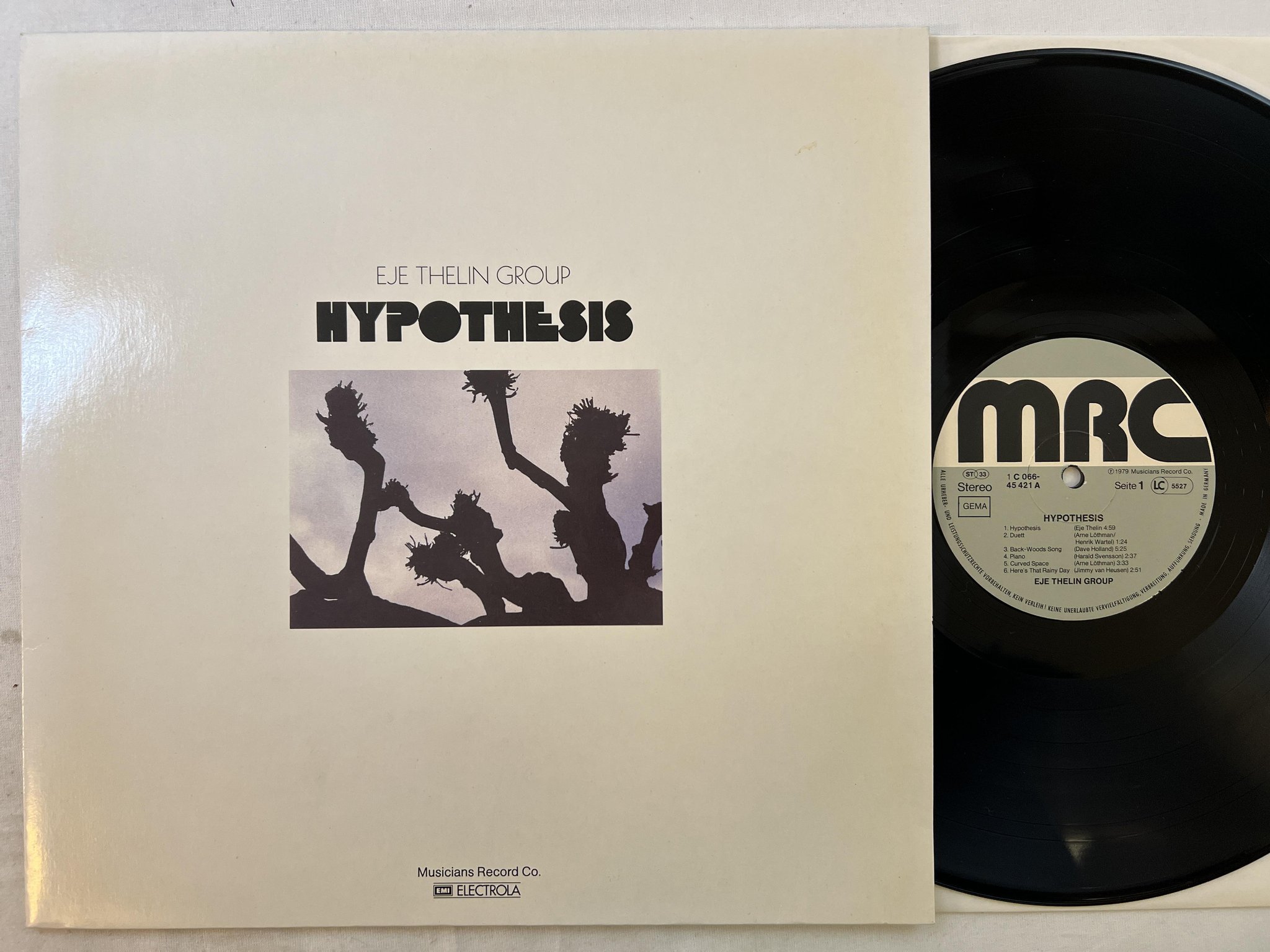 Omslagsbild för skivan EJE THELIN GROUP hypothesis LP -79 Ger MRC 1C 066-45421