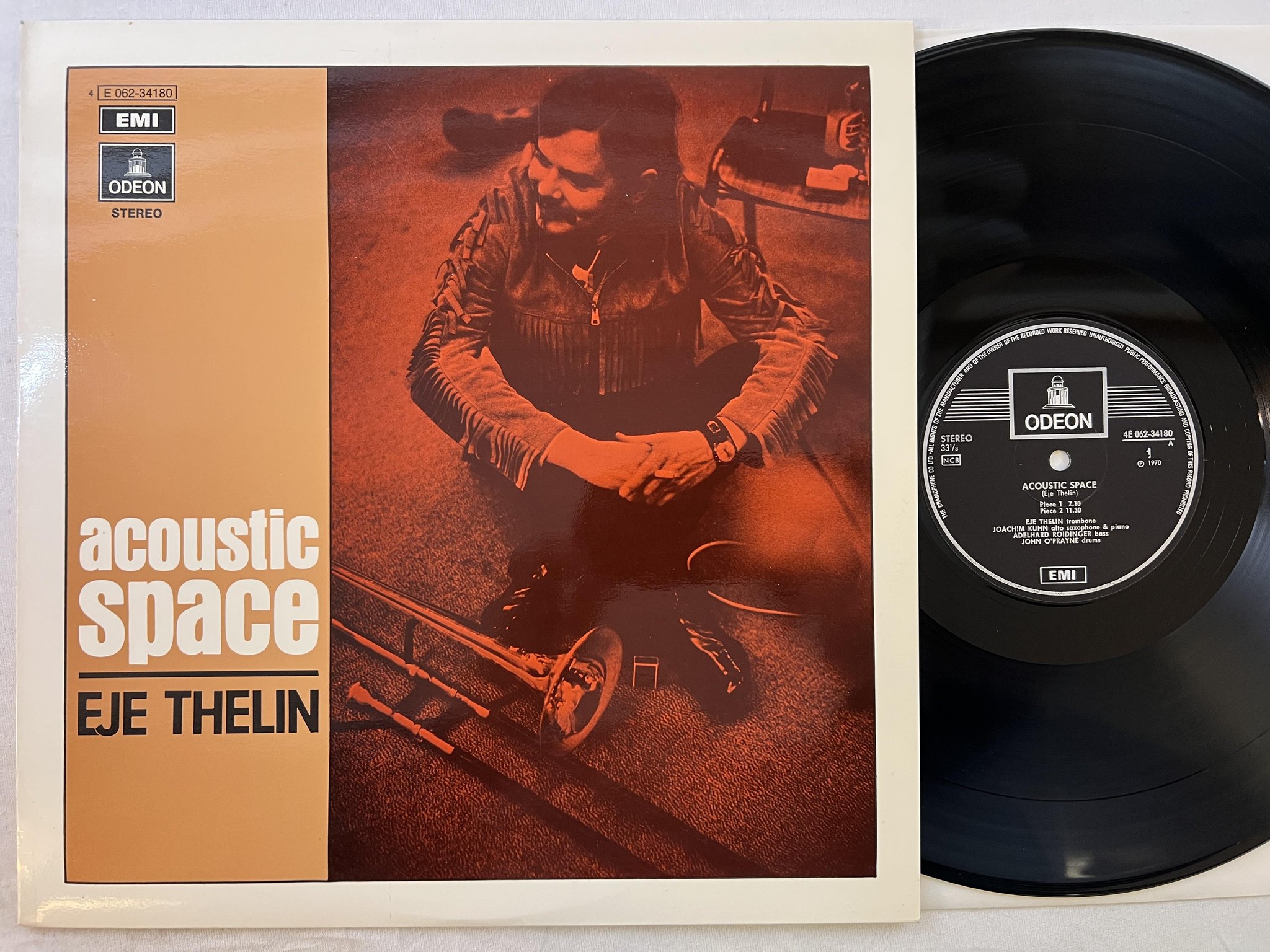 Omslagsbild för skivan EJE THELIN acoustic space LP -70 Swe ODEON 4E 062-34180