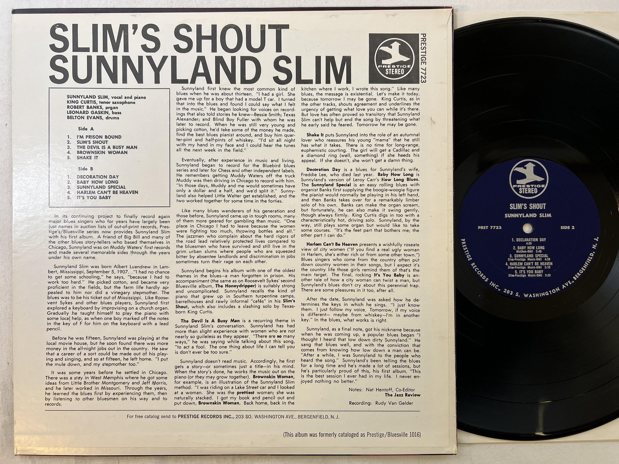 Omslagsbild för skivan SUNNYLAND SLIM Slim's shout LP -69 US PRESTIGE PRST 7723