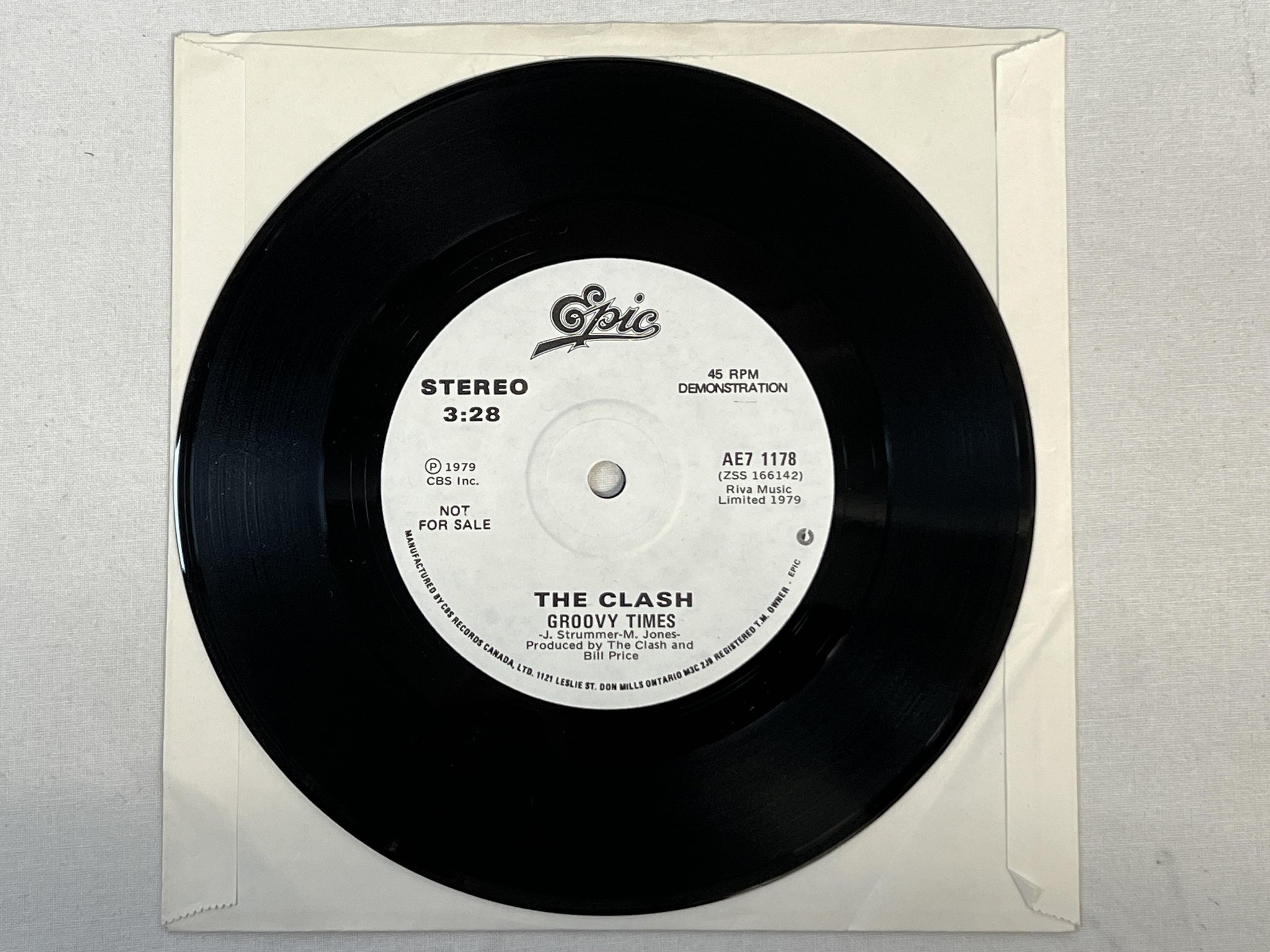 Omslagsbild för skivan THE CLASH gates of the west 7"single -79 Can EPIC AE7 1178 promo