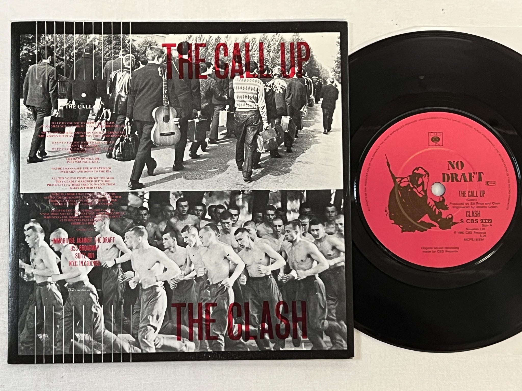 Omslagsbild för skivan THE CLASH the call up 7"single -80 UK CBS 9339