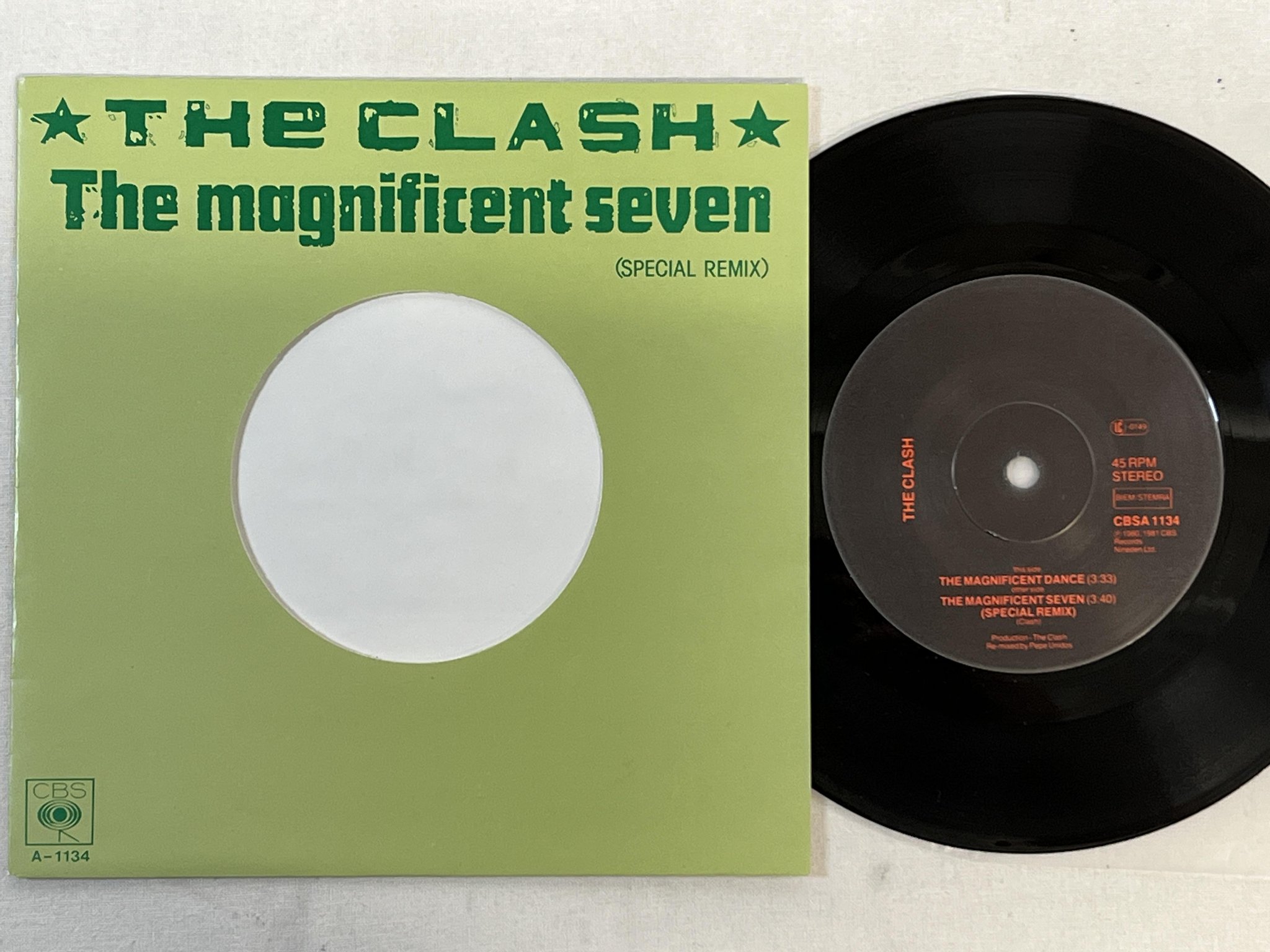 Omslagsbild för skivan THE CLASH The Magnificent Seven (Special Remix) 7"single -81 CBS A1134
