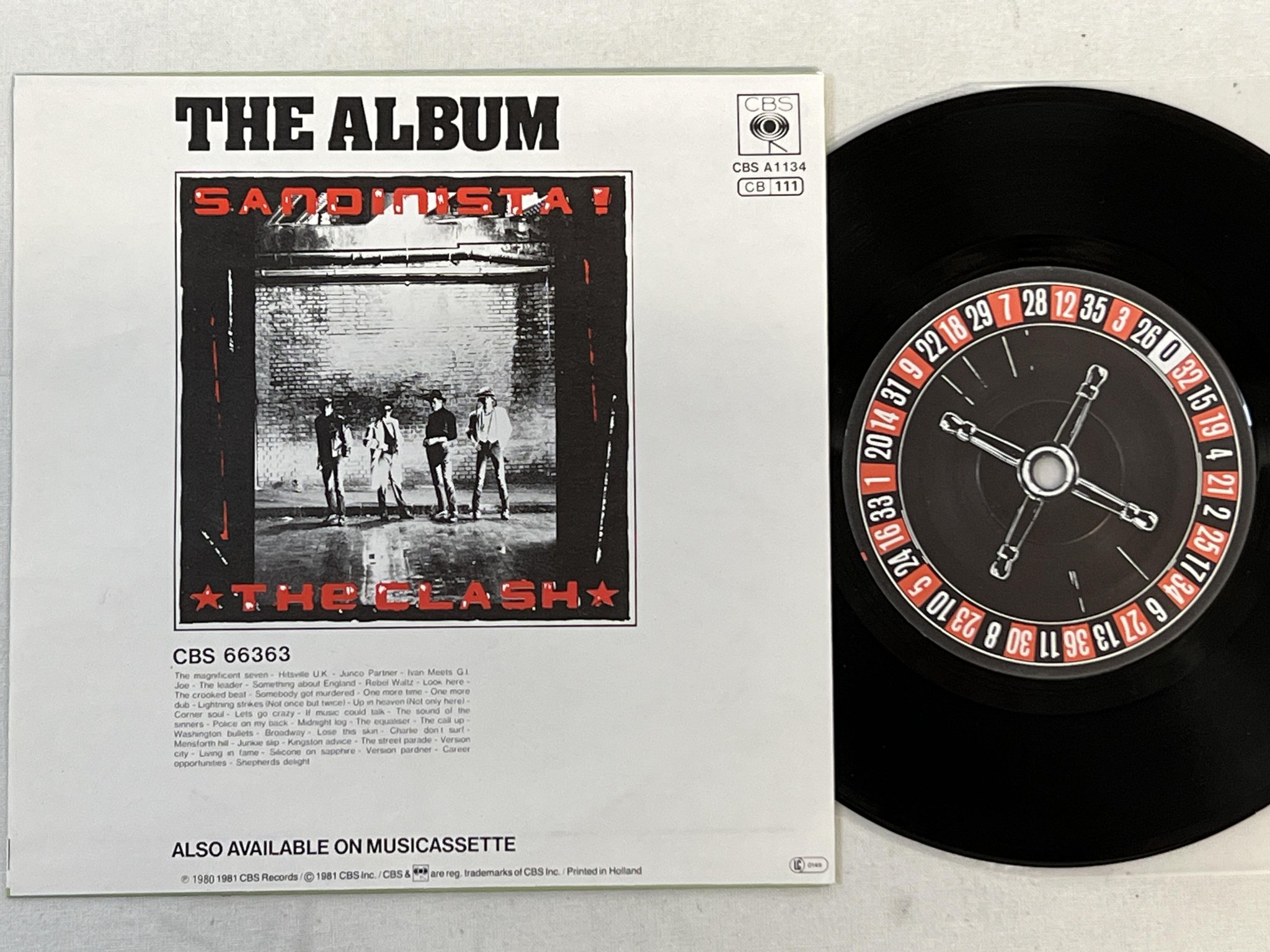 Omslagsbild för skivan THE CLASH The Magnificent Seven (Special Remix) 7"single -81 CBS A1134