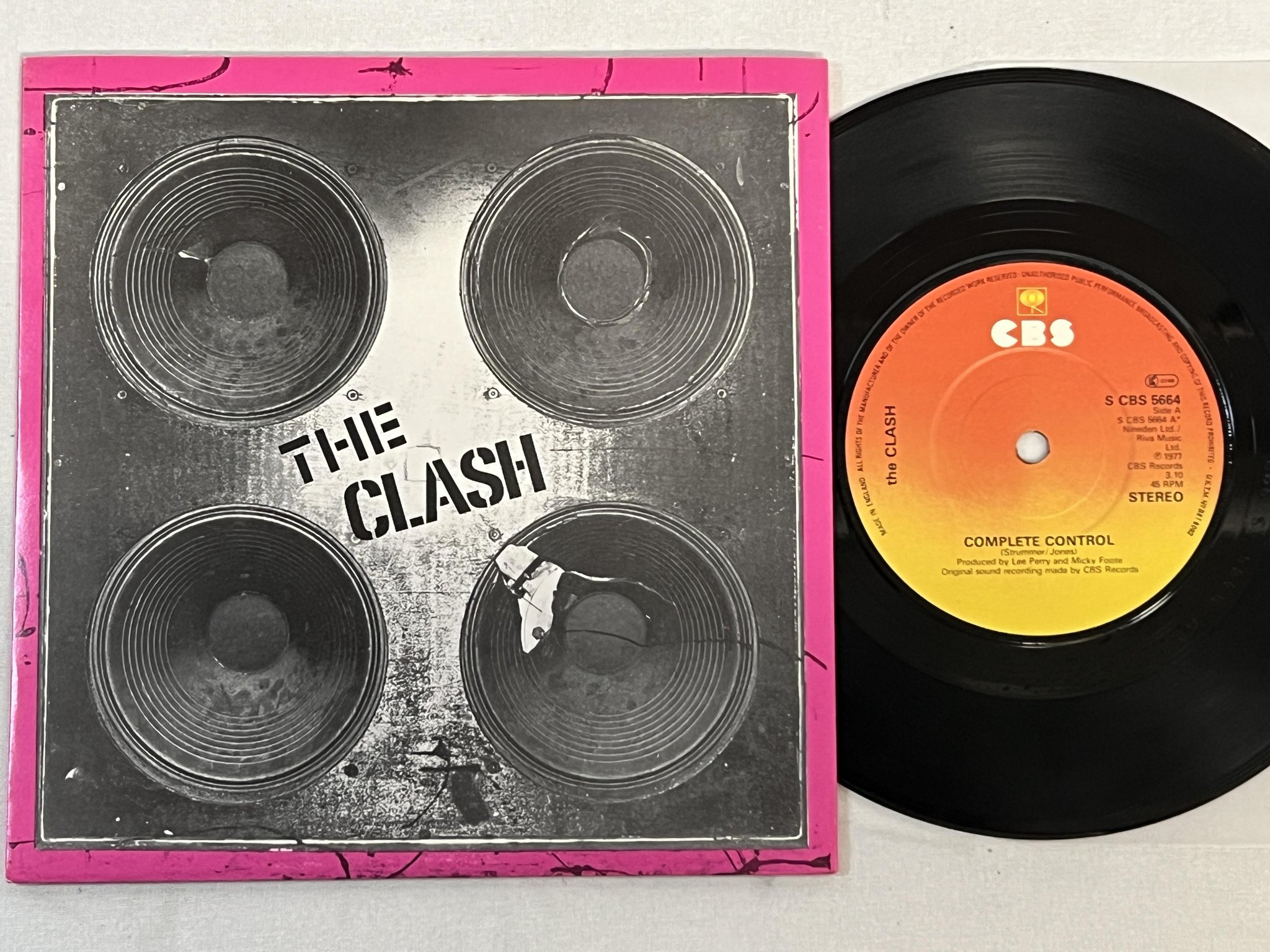 Omslagsbild för skivan THE CLASH complete control 7"single -77 UK S CBS 5664