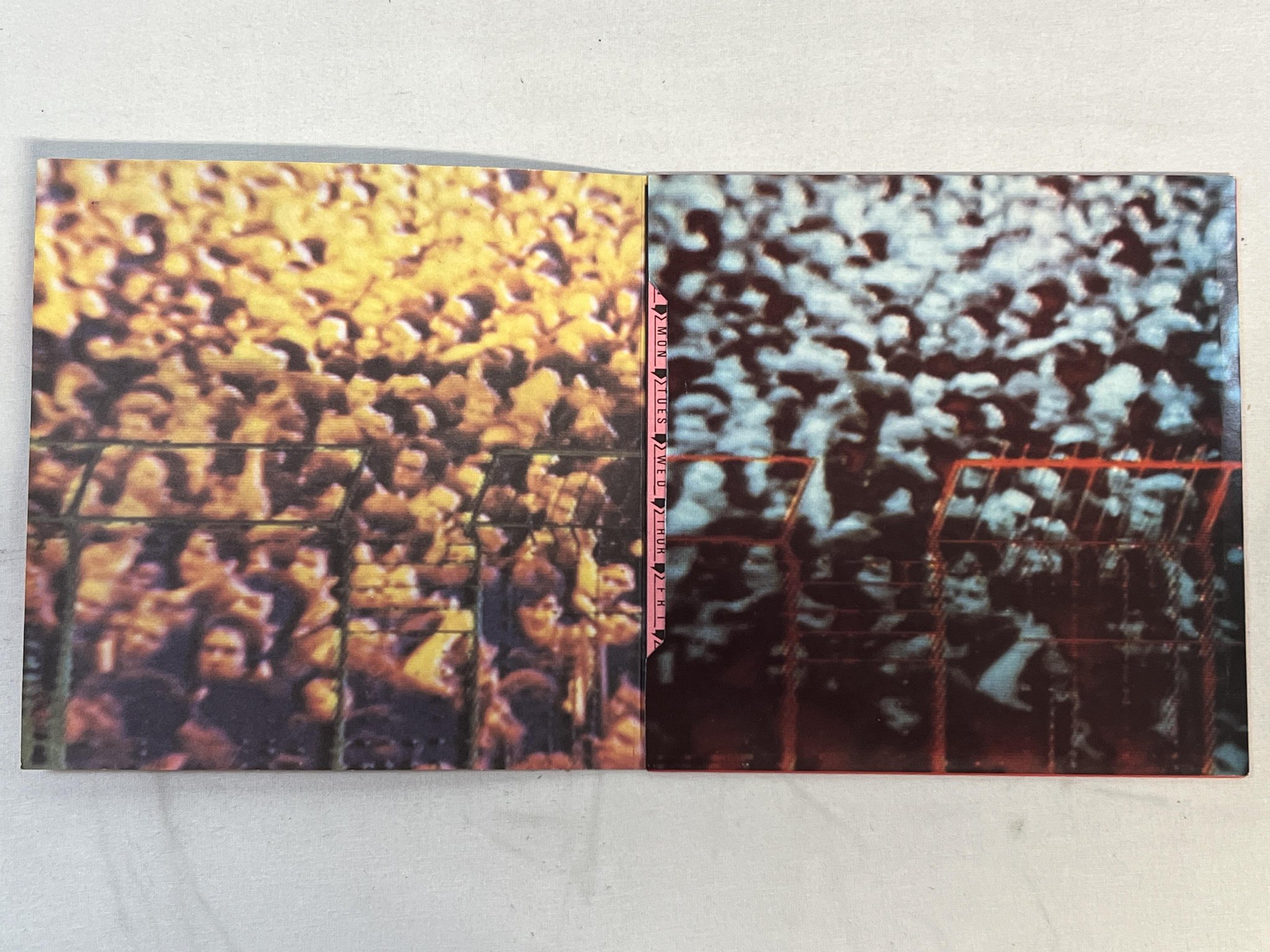 Omslagsbild för skivan THE CLASH The Cost Of Living E.P. 7"ep -79 CBS 7324