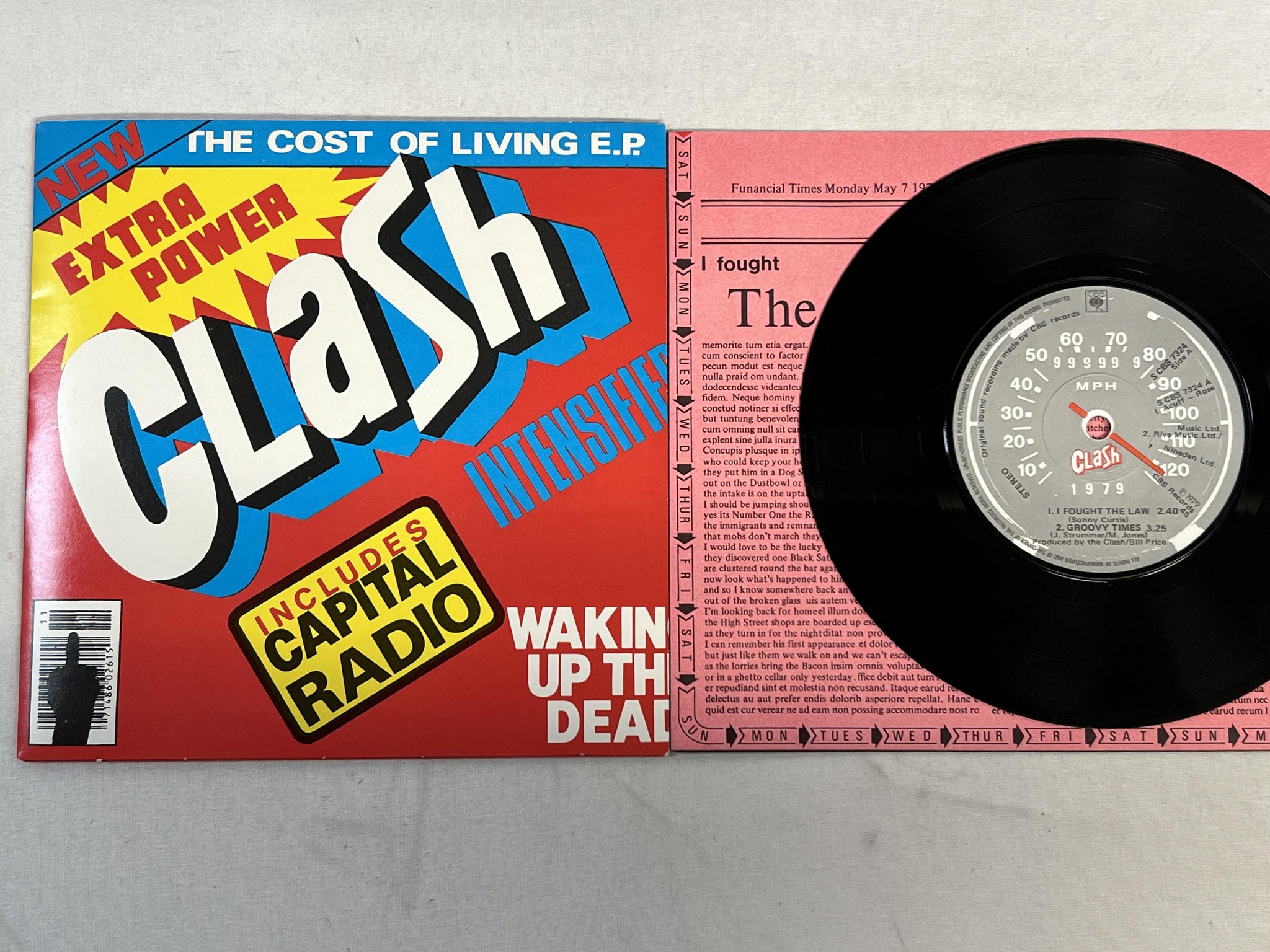 Omslagsbild för skivan THE CLASH The Cost Of Living E.P. 7"ep -79 CBS 7324