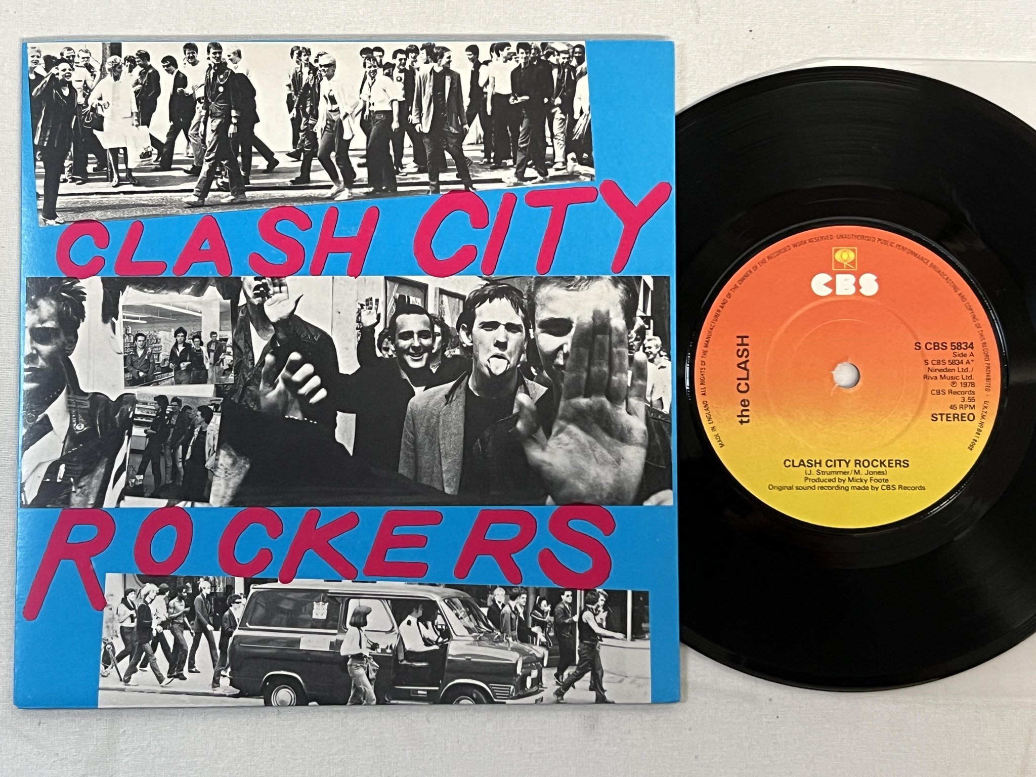 Omslagsbild för skivan THE CLASH clash city rockers 7"single -78 UK CBS 5834