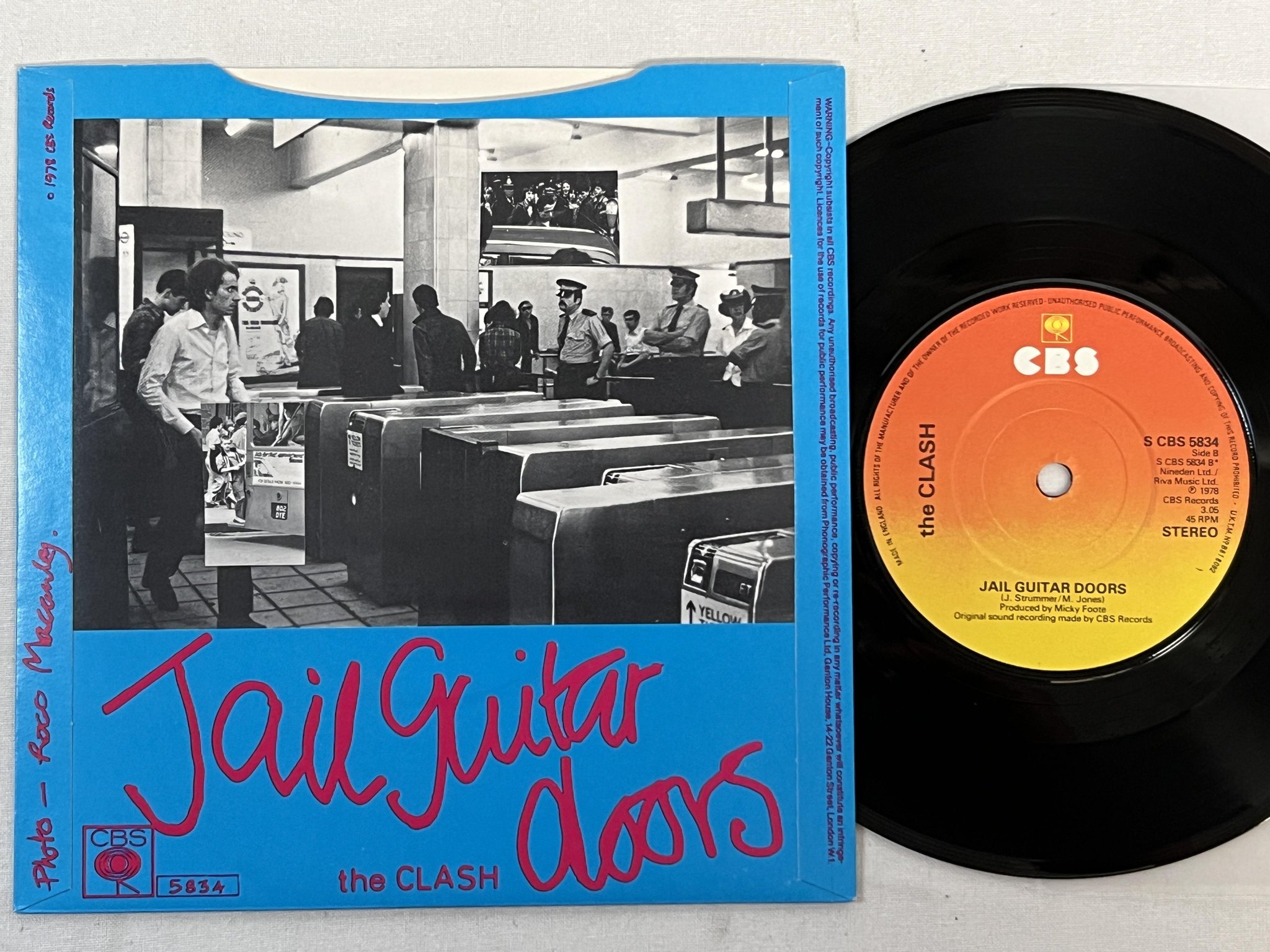 Omslagsbild för skivan THE CLASH clash city rockers 7"single -78 UK CBS 5834