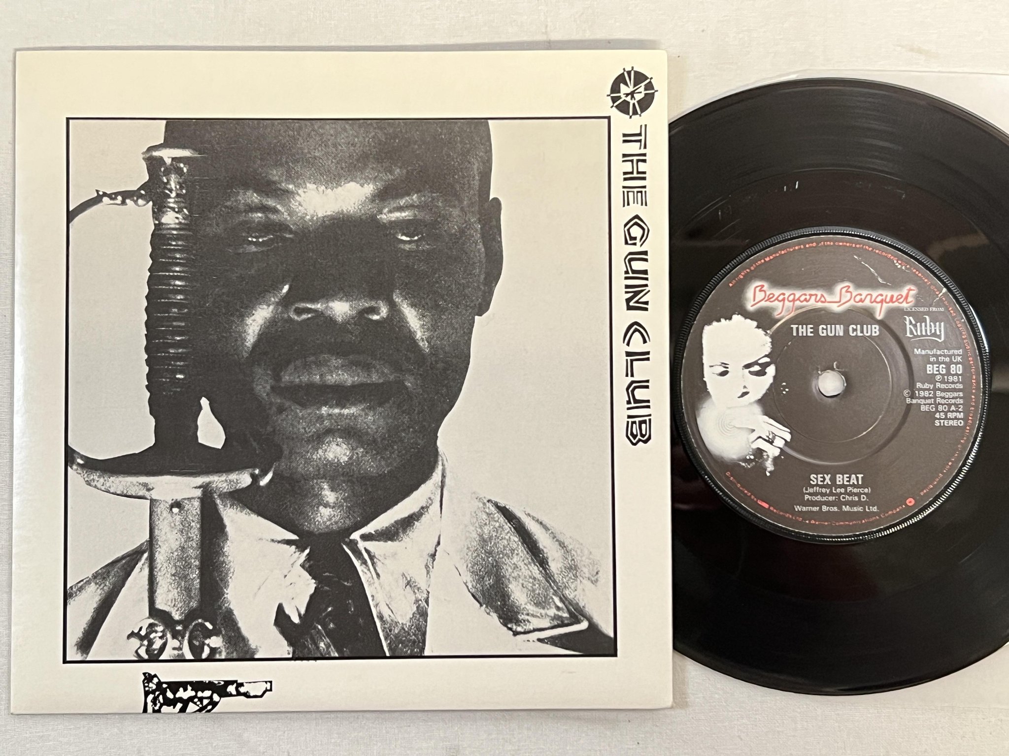 Omslagsbild för skivan THE GUN CLUB Ghost On The Highway 7"single -82 UK beggars banquet * MEGA RARE *