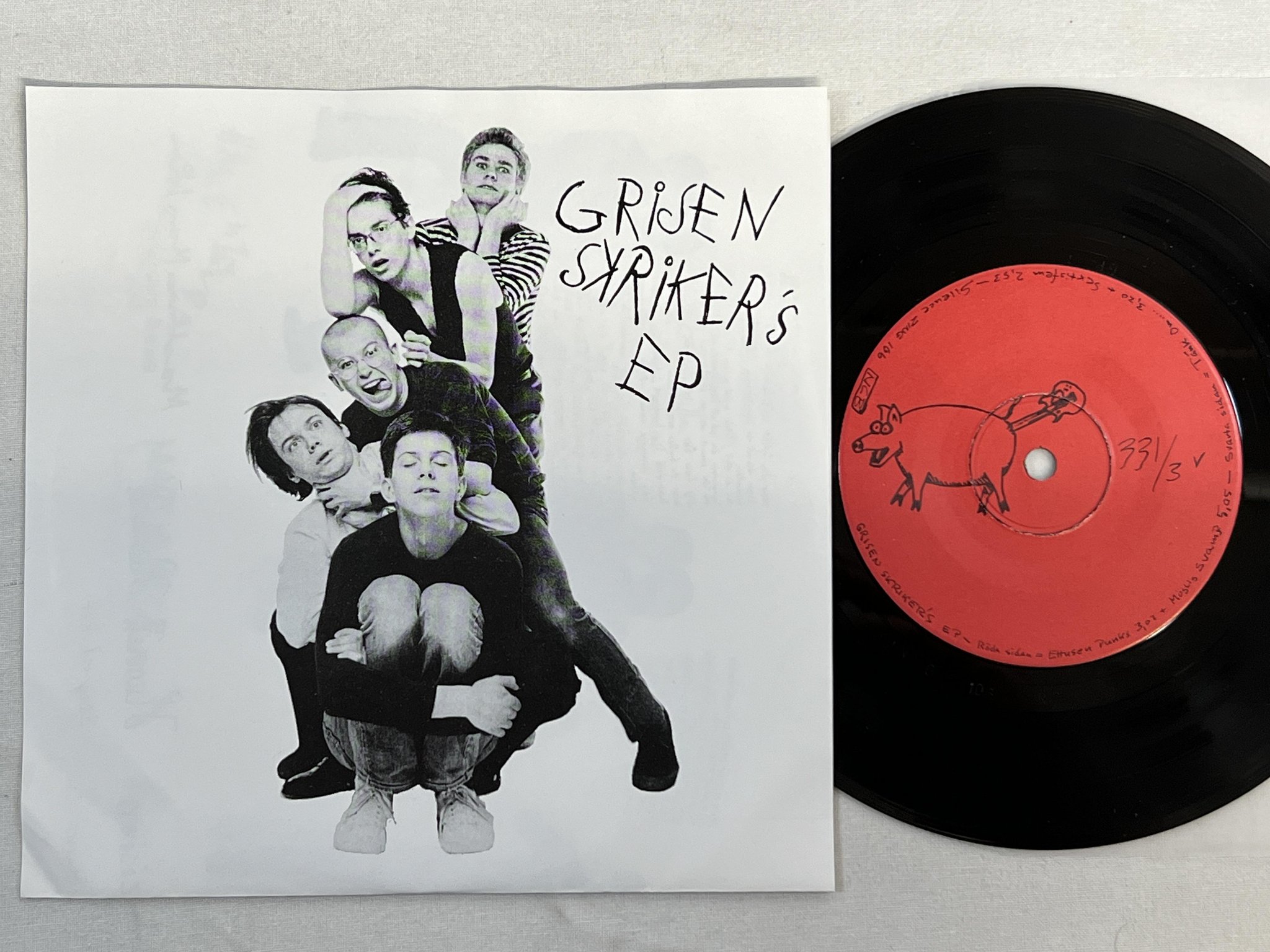 Omslagsbild för skivan GRISEN SKRIKER Grisen Skriker's EP 7"single -79 Swe SILENCE ZING 106