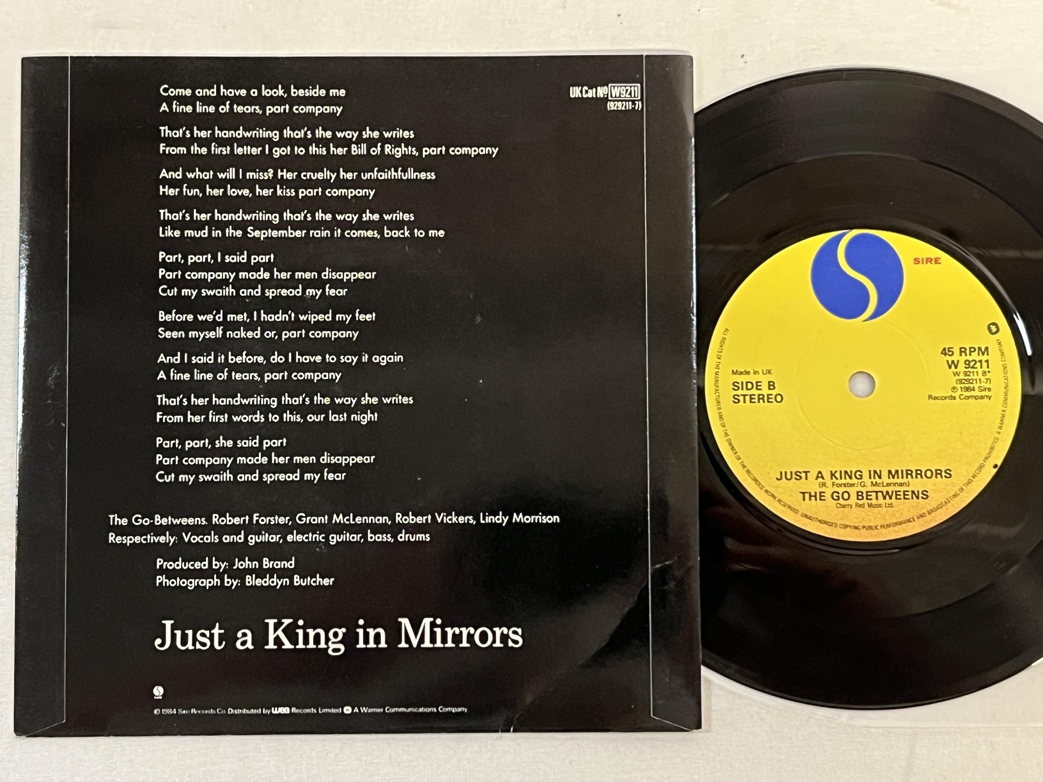 Omslagsbild för skivan THE GO-BETWEENS part company 7"single -84 UK ROUGH TRADE W 9211