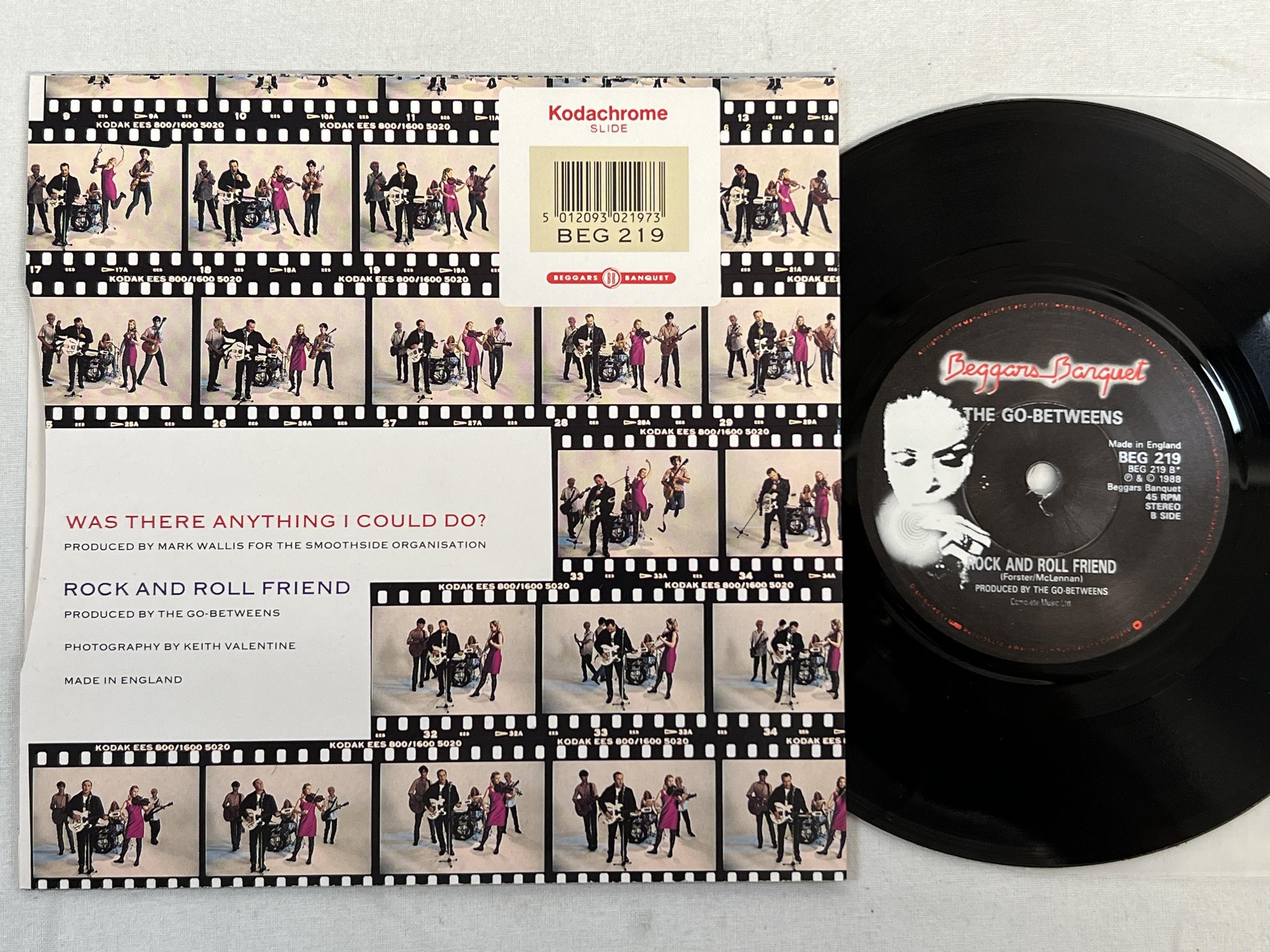 Omslagsbild för skivan THE GO-BETWEENS Was There Anything I Could Do 7" -88 UK BEGGARS BANQUET BEG 219
