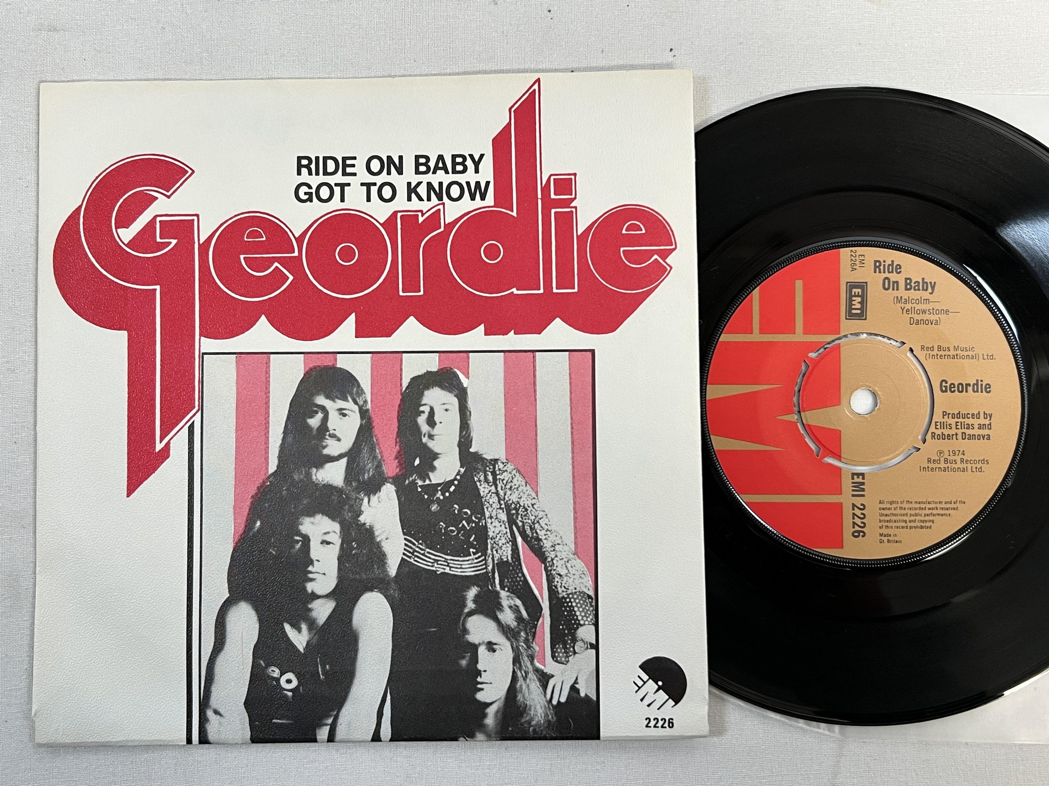 Omslagsbild för skivan GEORDIE ride on baby 7" -74 UK/Swe EMI 2226