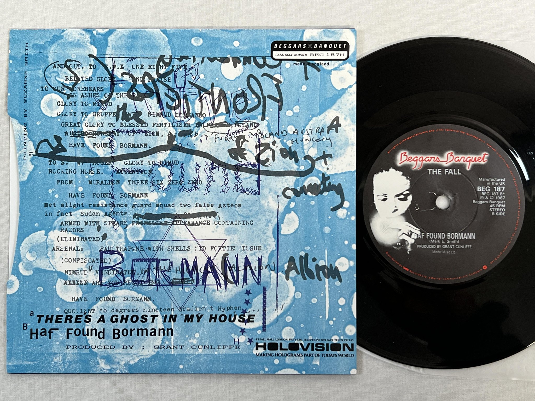Omslagsbild för skivan THE FALL There's A Ghost In My 7" -87 UK beggars banquet BEG 187H