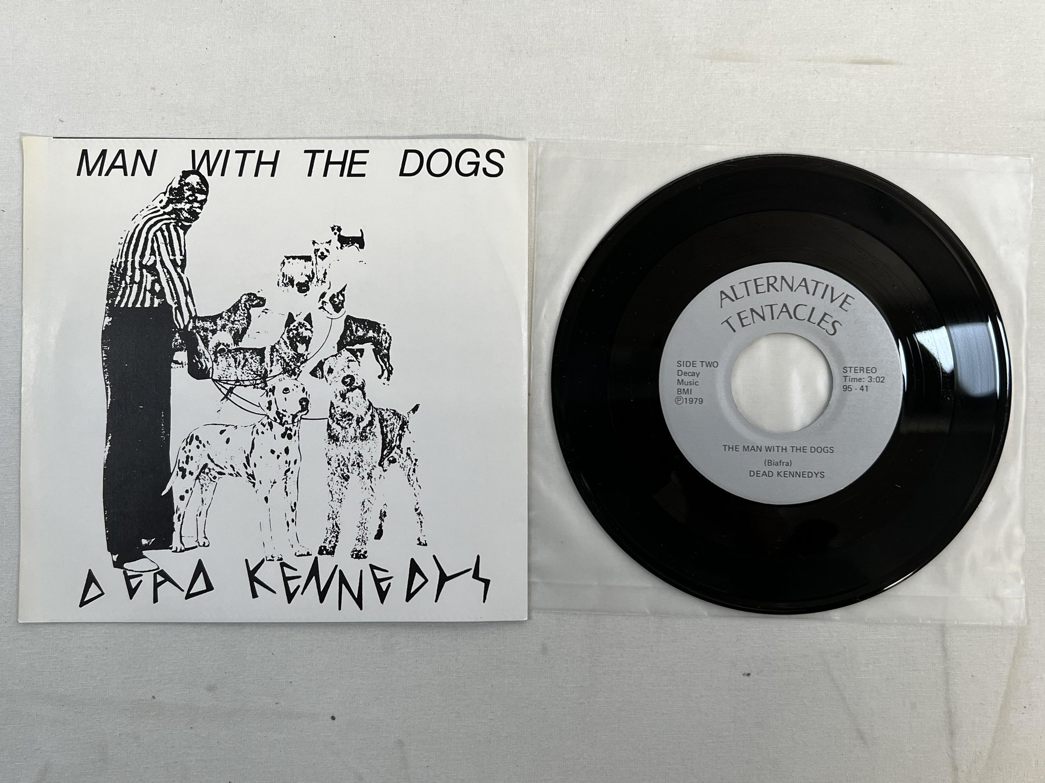 Omslagsbild för skivan DEAD KENNEDYS California Über Alles 7" -79 ALTERNATIVE TENTACLES 95-41 2nd