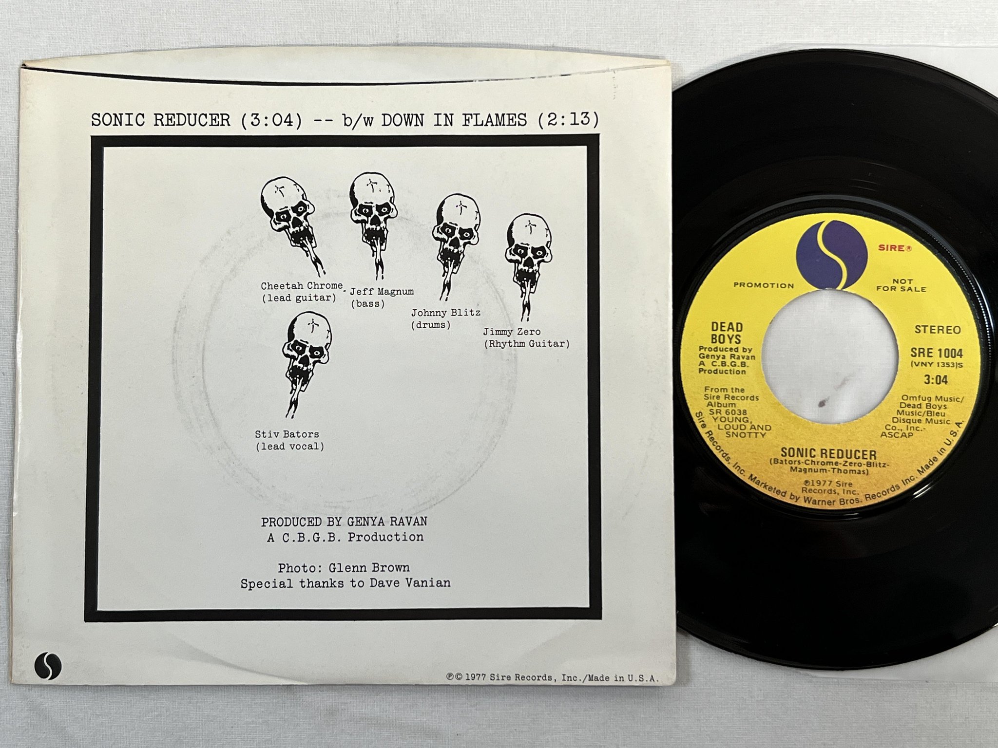 Omslagsbild för skivan DEAD BOYS sonic reducer 7" -77 US SIRE SRE 1004 ** MEGA RARE PROMO **