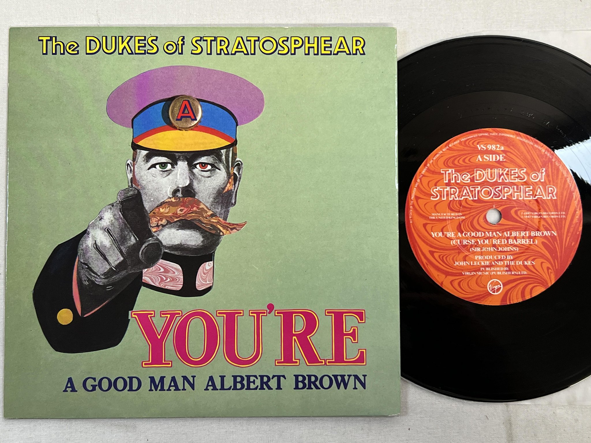 Omslagsbild för skivan THE DUKES OF STRATOSPHEAR You're A Good Man Albert Brown 7" -87 UK VIRGIN VS 982