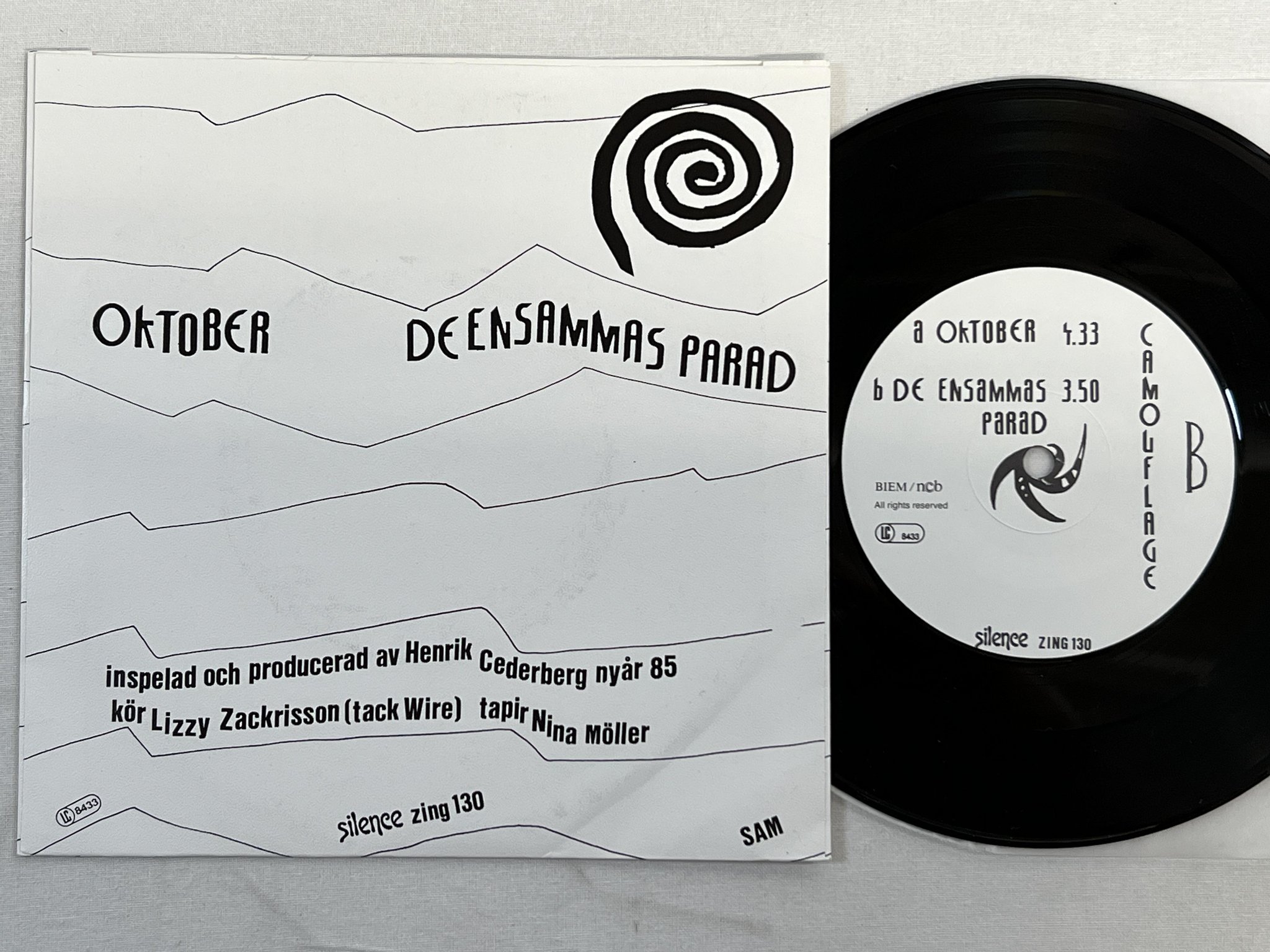 Omslagsbild för skivan CAMOUFLAGE Oktober 7" -86 Swe SILENCE ZING 130 NEW WAVE