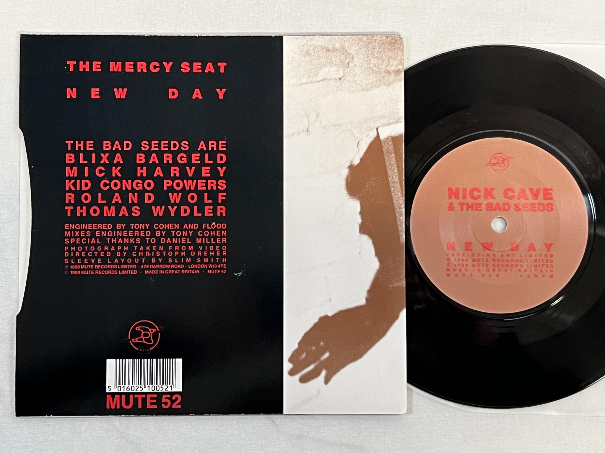 Omslagsbild för skivan NICK CAVE & THE BAD SEEDS The Mercy Seat 7" -88 MUTE 52