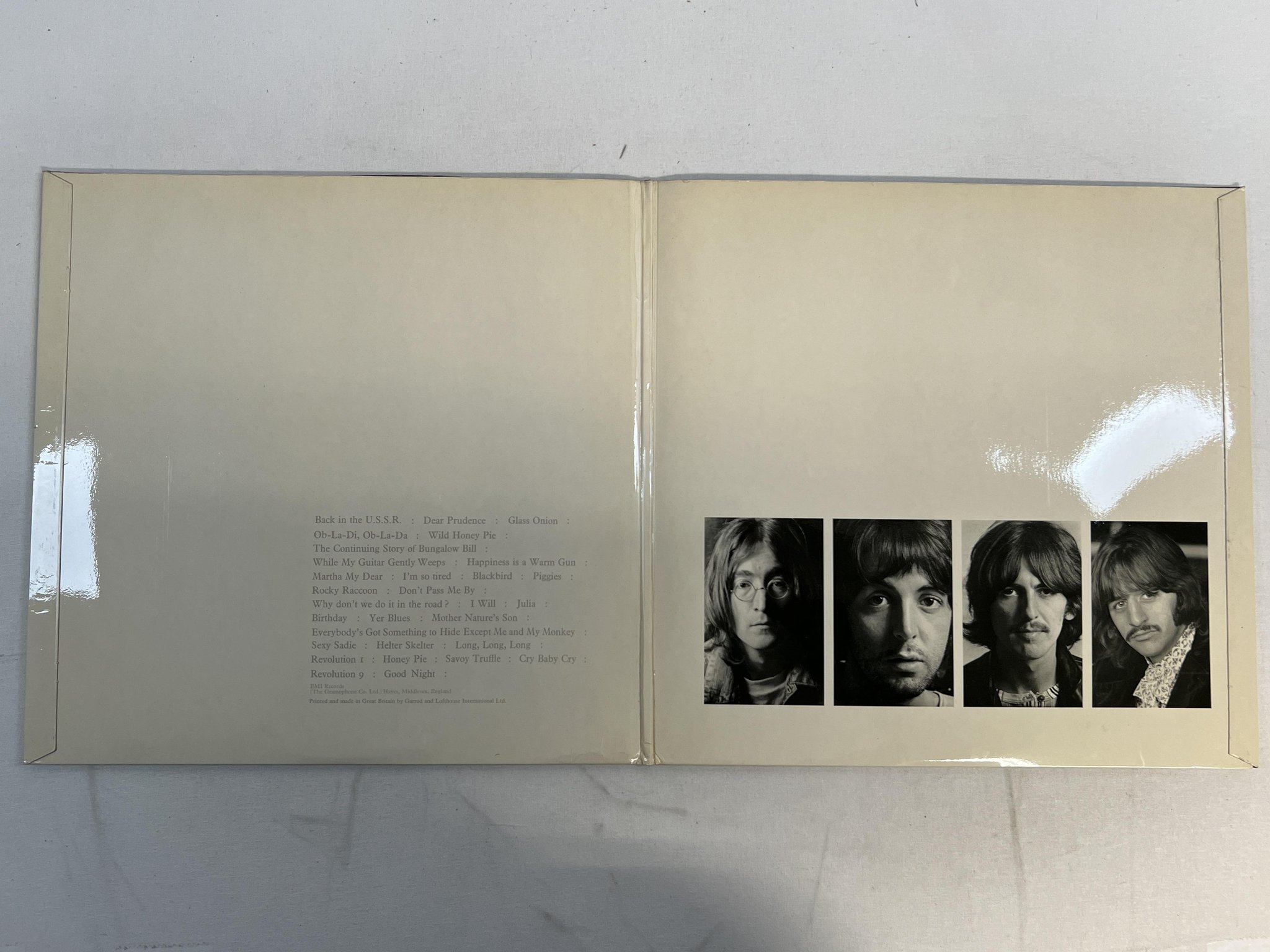 Omslagsbild för skivan THE BEATLES white album 2xLP -68 UK APPLE PCS 7067/68