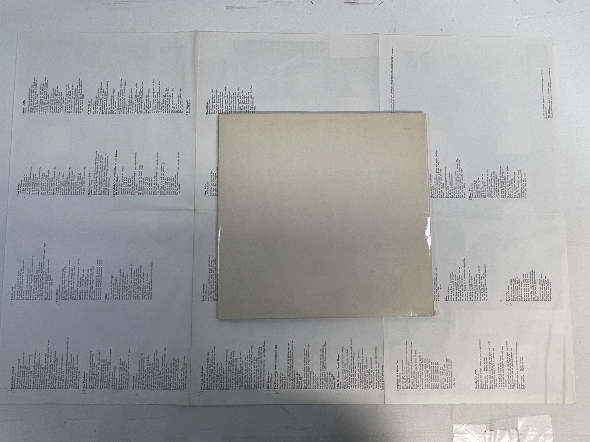 Omslagsbild för skivan THE BEATLES white album 2xLP -68 UK APPLE PCS 7067/68