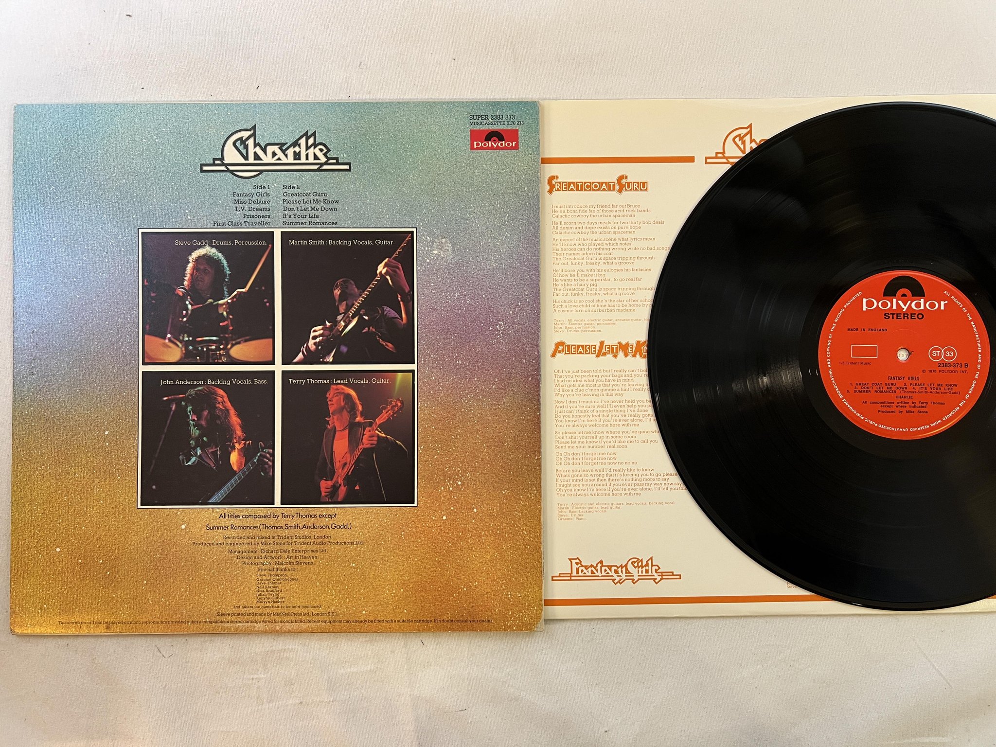 Omslagsbild för skivan CHARLIE fantasy girls LP -76 UK POLYDOR 2383-373