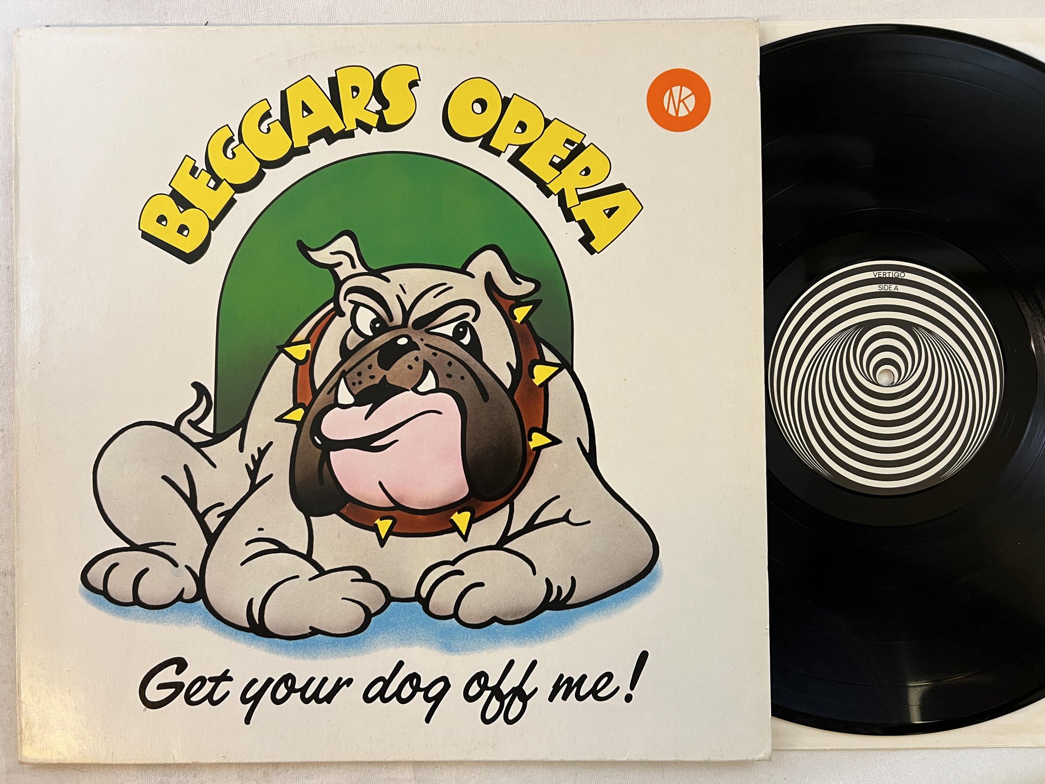 Omslagsbild för skivan BEGGARS OPERA Get Your Dog Off Me LP -73 Ger VERTIGO 6360 090