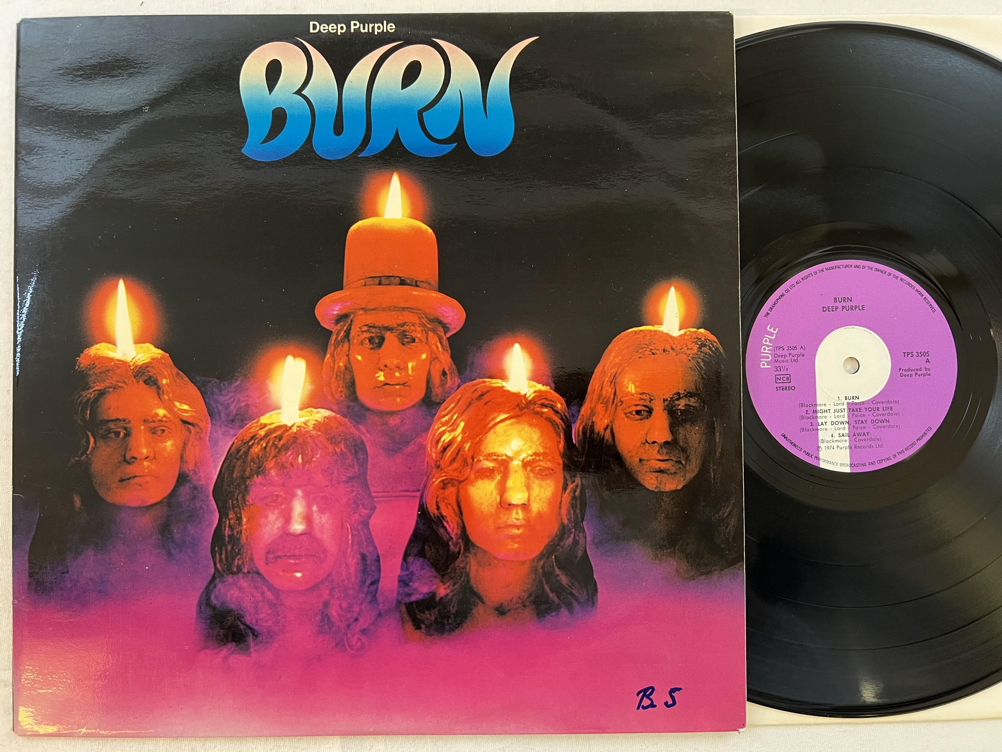 Omslagsbild för skivan DEEP PURPLE burn LP -74 ncb PURPLE TPS 3505