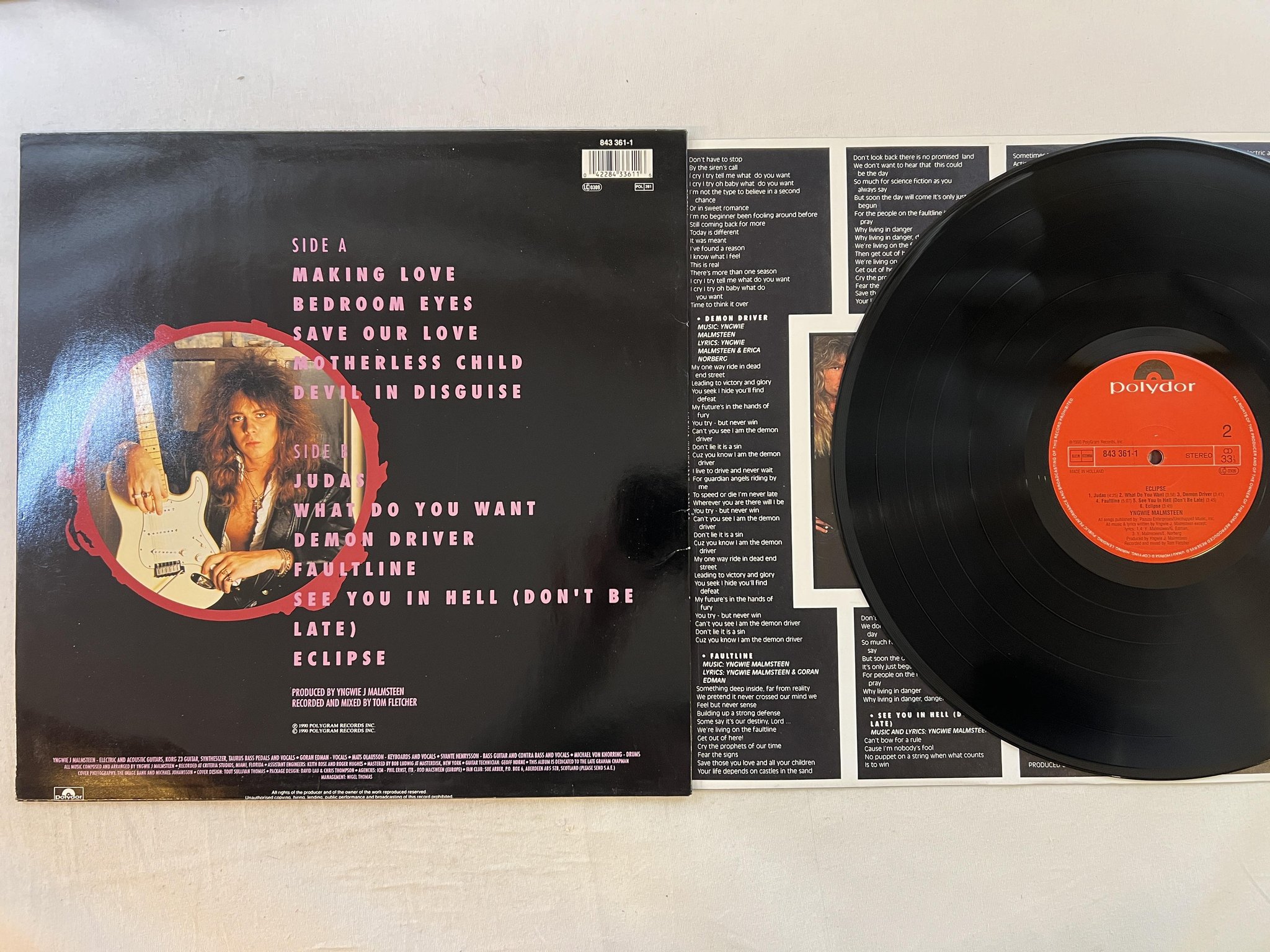 Omslagsbild för skivan YNGWIE MALMSTEEN eclipse LP -90 Hol POLYDOR 843 361-1