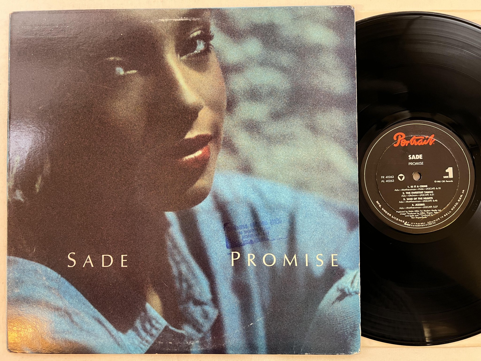 Omslagsbild för skivan SADE promise LP -85 Jam PORTRAIT FR 40263 ** rare jamaican pressing **