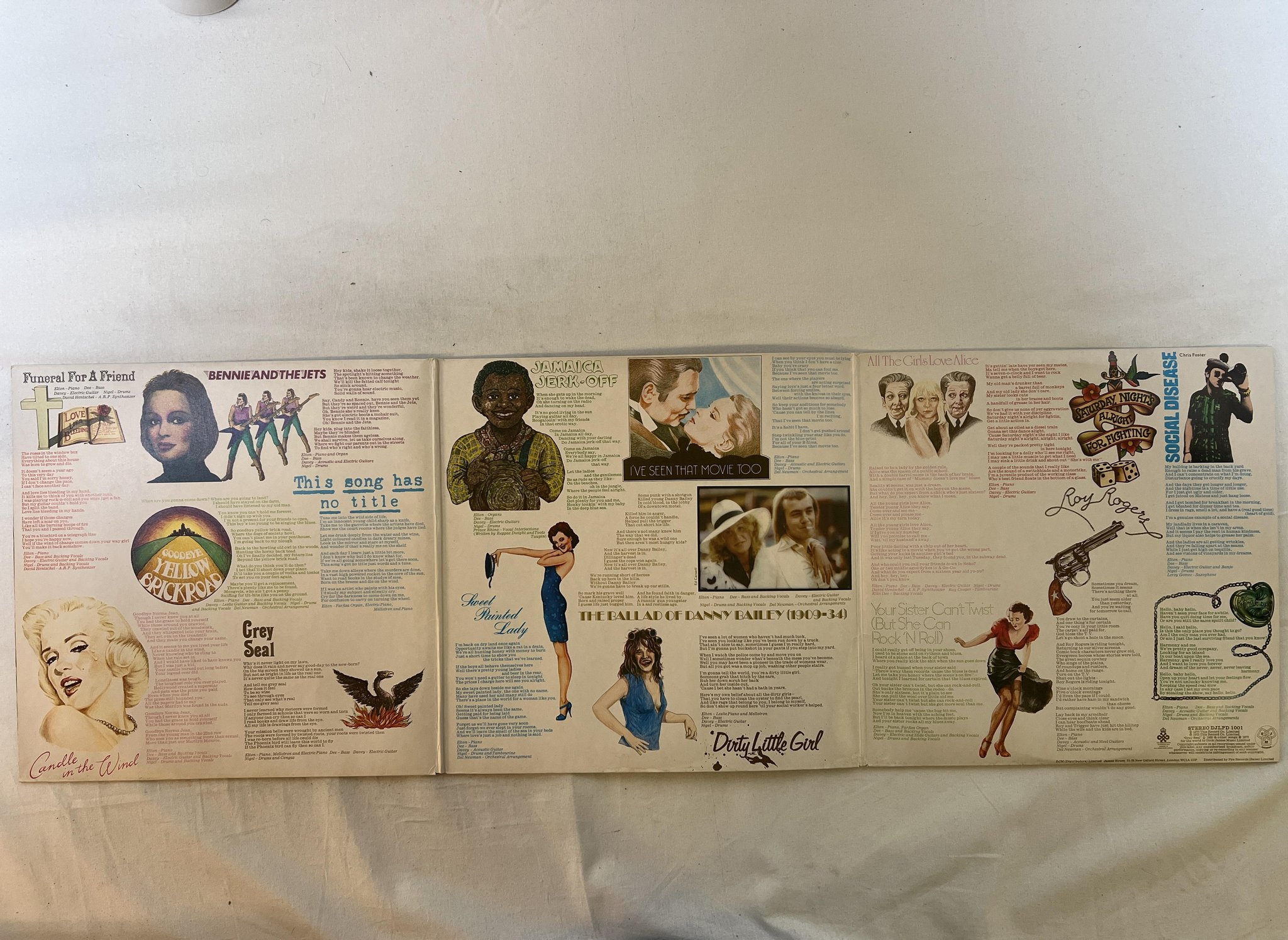 Omslagsbild för skivan ELTON JOHN goodbye yellow brick road 2xLP -73 UK DJM DJLPD 1001