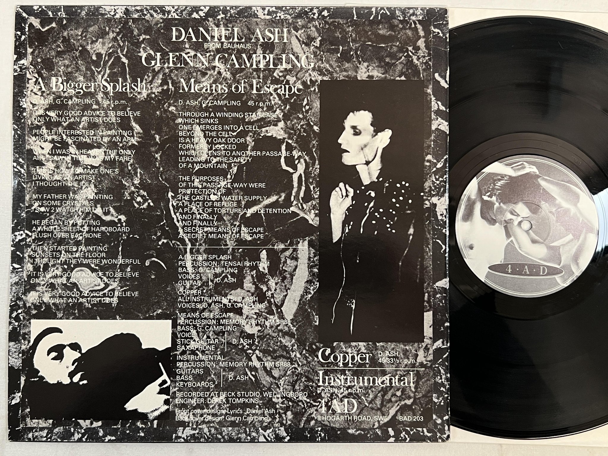 Omslagsbild för skivan TONES ON TAIL s7t 12"ep -82 4AD BAD 203 ** leftfield **