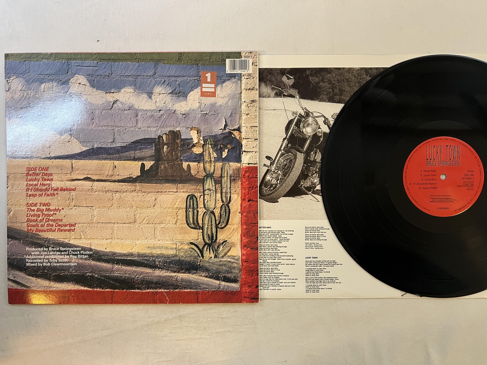 Omslagsbild för skivan BRUCE SPRINGSTEEN lucky town LP -92 Hol COLUMBIA 4714241
