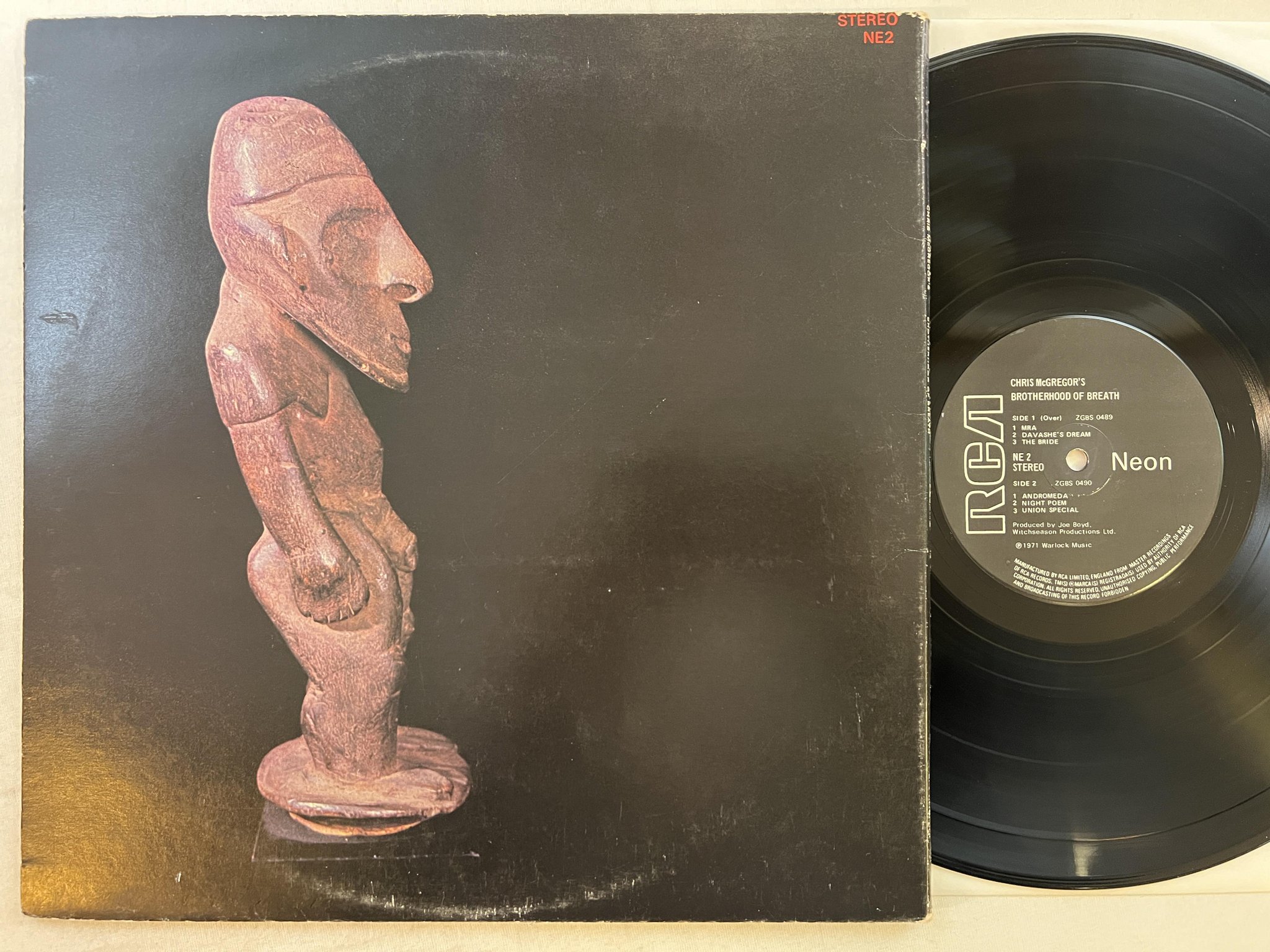 Omslagsbild för skivan CHRIS McGREGOR'S brotherhood of breath LP -71 UK RCA NEON NE-2 ** free jazz **