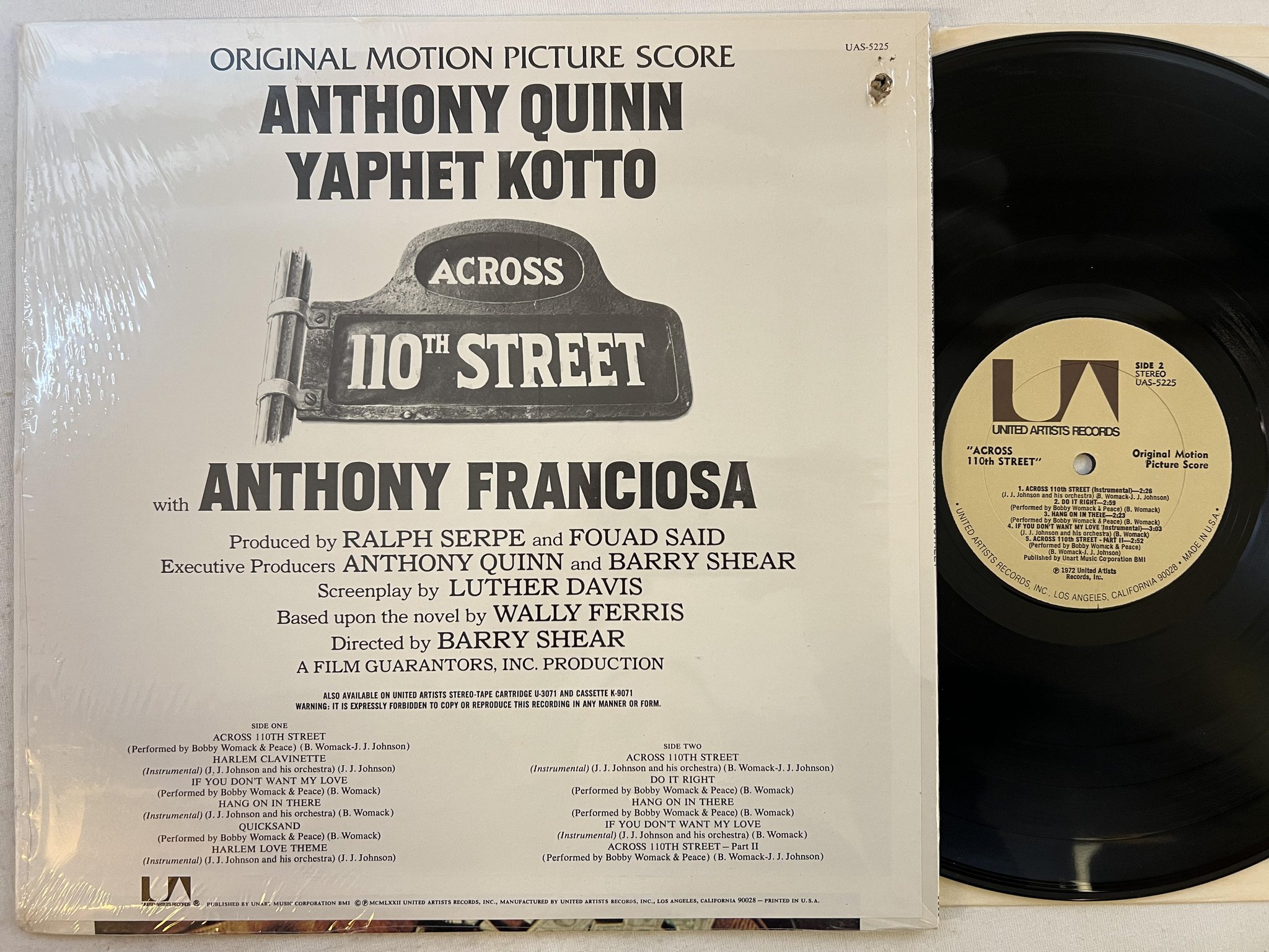 Omslagsbild för skivan ACROSS 110TH STREET Bobby Womack LP -72 US UAS 5225 blaxploitation ** YEAH **