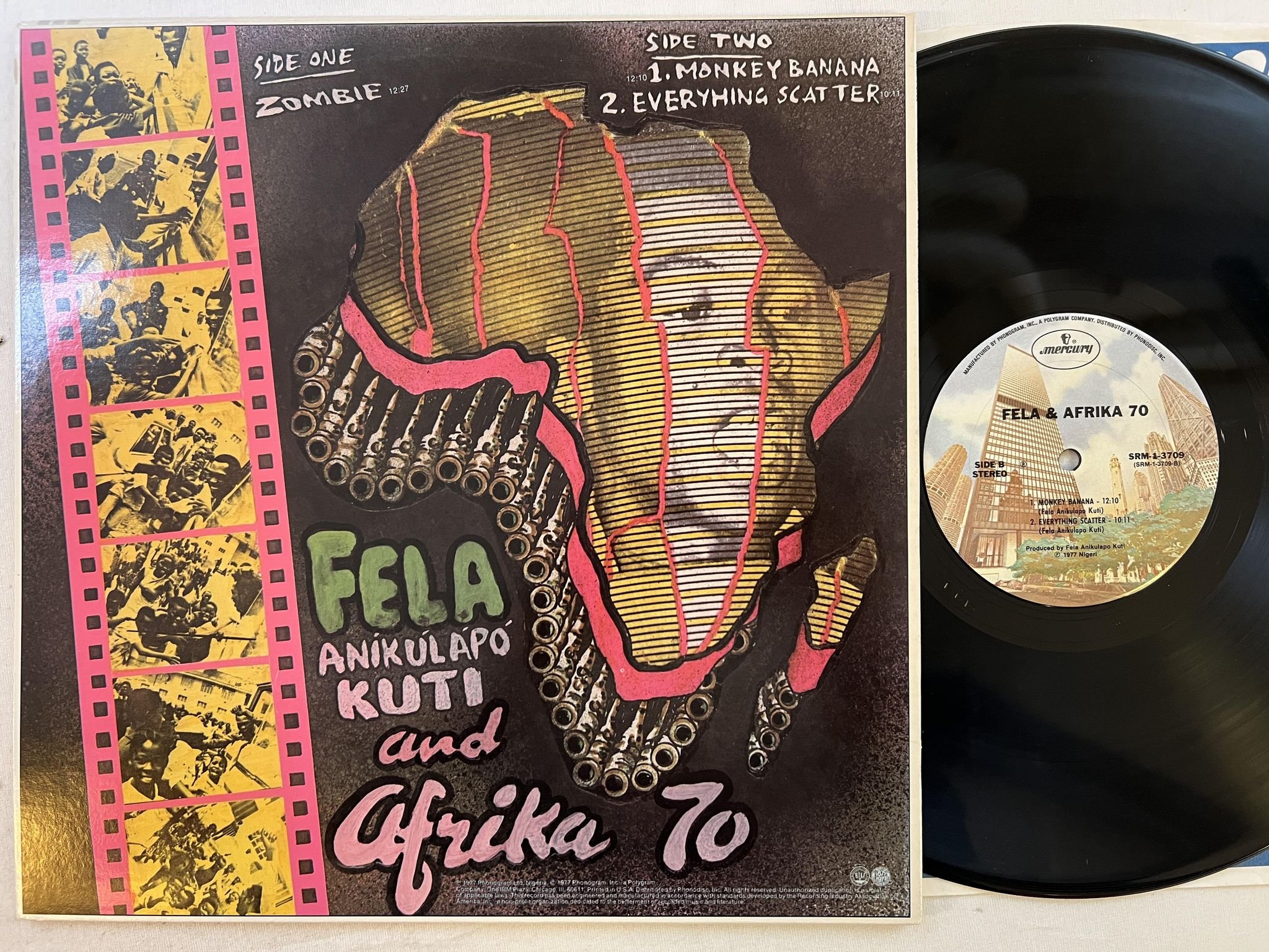 Omslagsbild för skivan FELA KUTI & AFRIKA 70 LP -77 US MERCURY SRM-1-3709 ** MASSIVE AFROFUNK **
