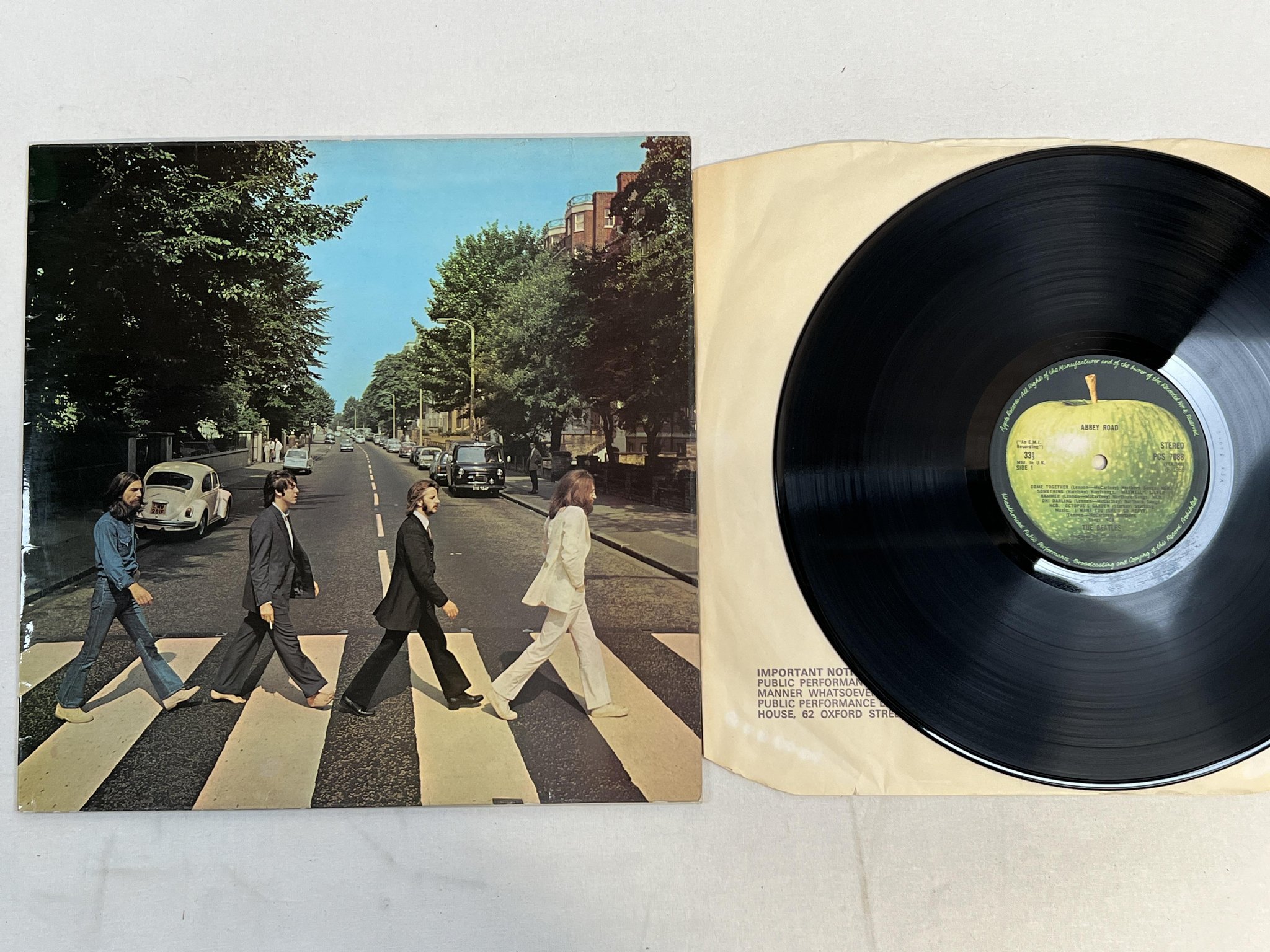 Omslagsbild för skivan THE BEATLES abbey road LP -69 UK APPLE PCS 7088
