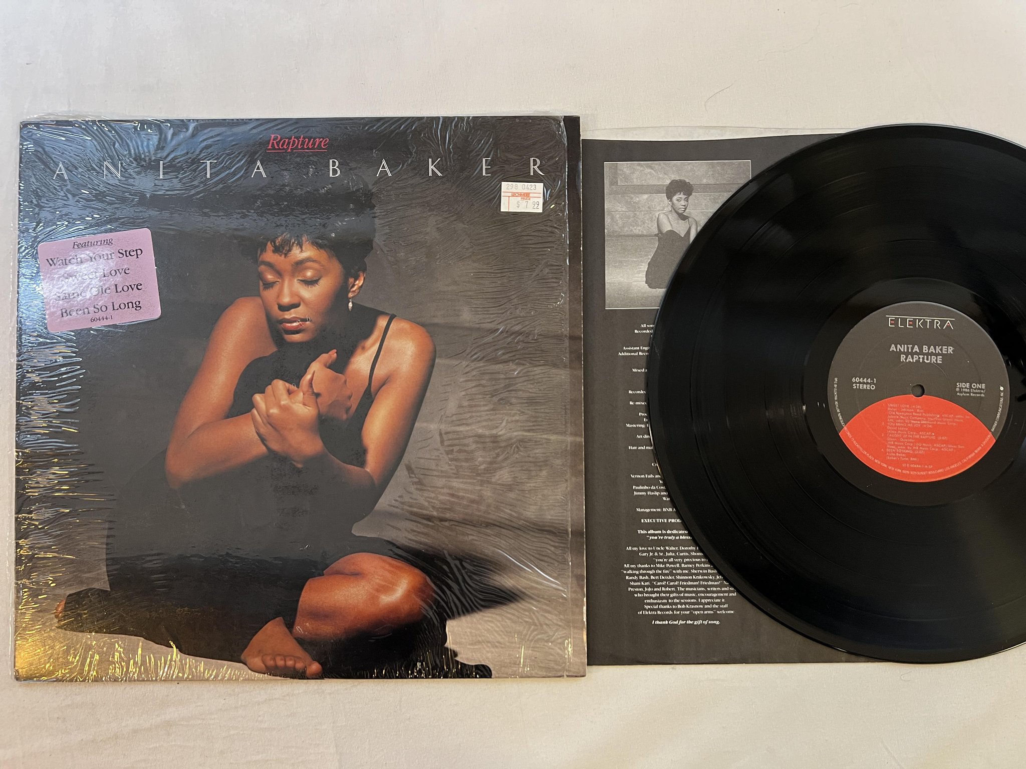 Omslagsbild för skivan ANITA BAKER rapture LP -86 US ELEKTRA 60444-1 ** WONDERFUL ALBUM **