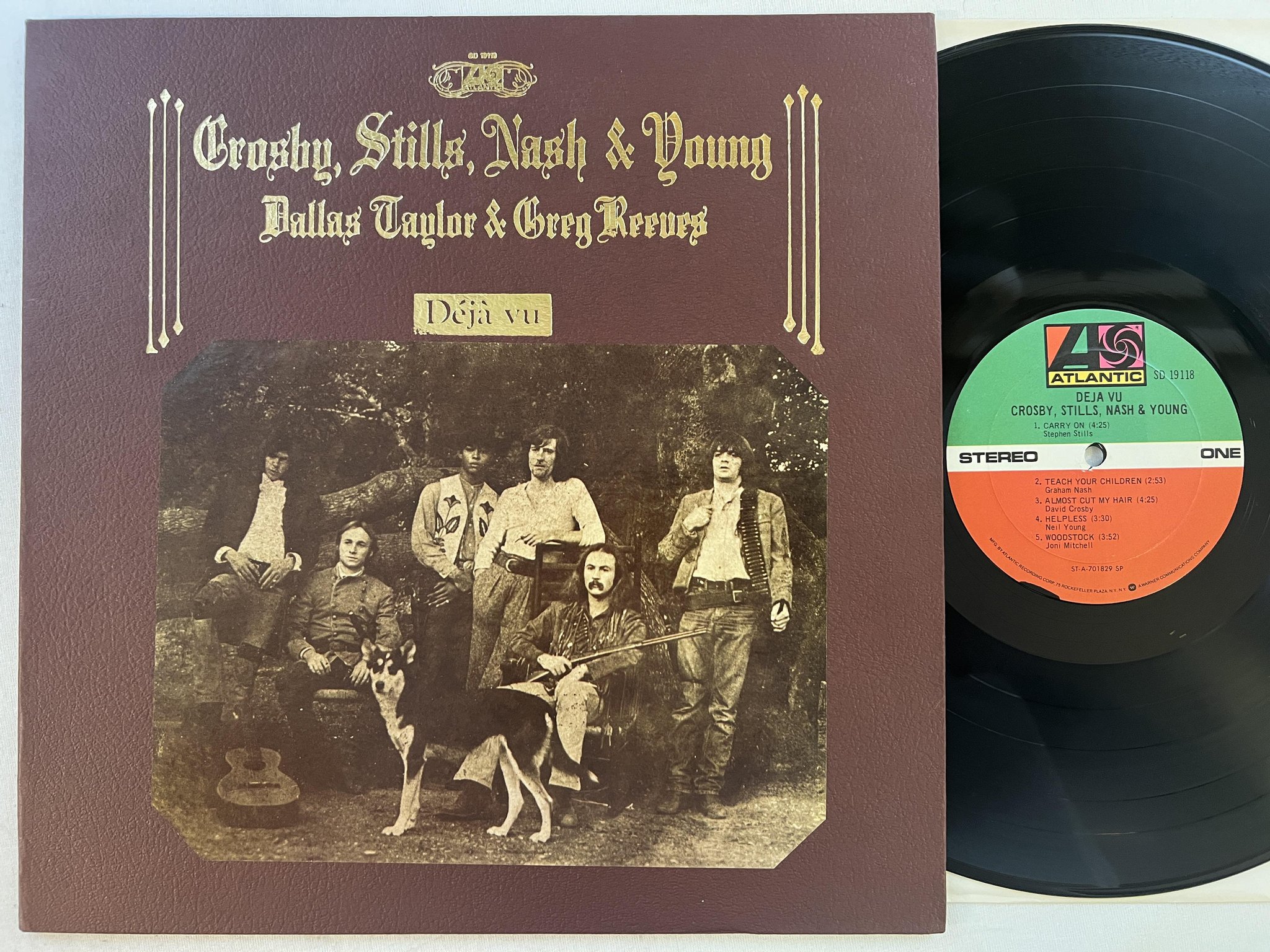 Omslagsbild för skivan CROSBY STILLS NASH & YOUNG deja vu LP US ATLANTIC SD 19118