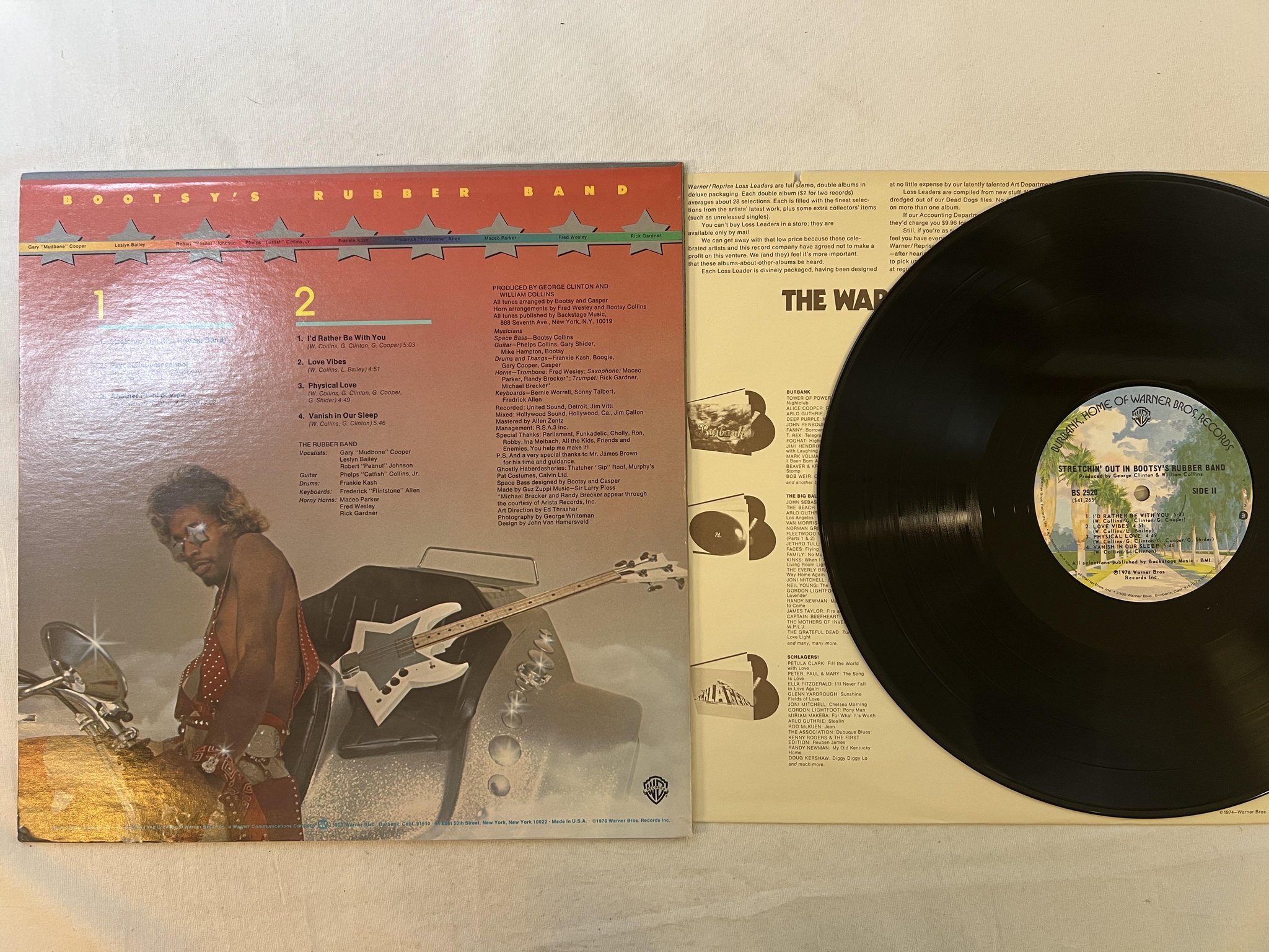 Omslagsbild för skivan BOOTSY'S RUBBER BAND stretchin' out LP -76 US WARNER BS 2920