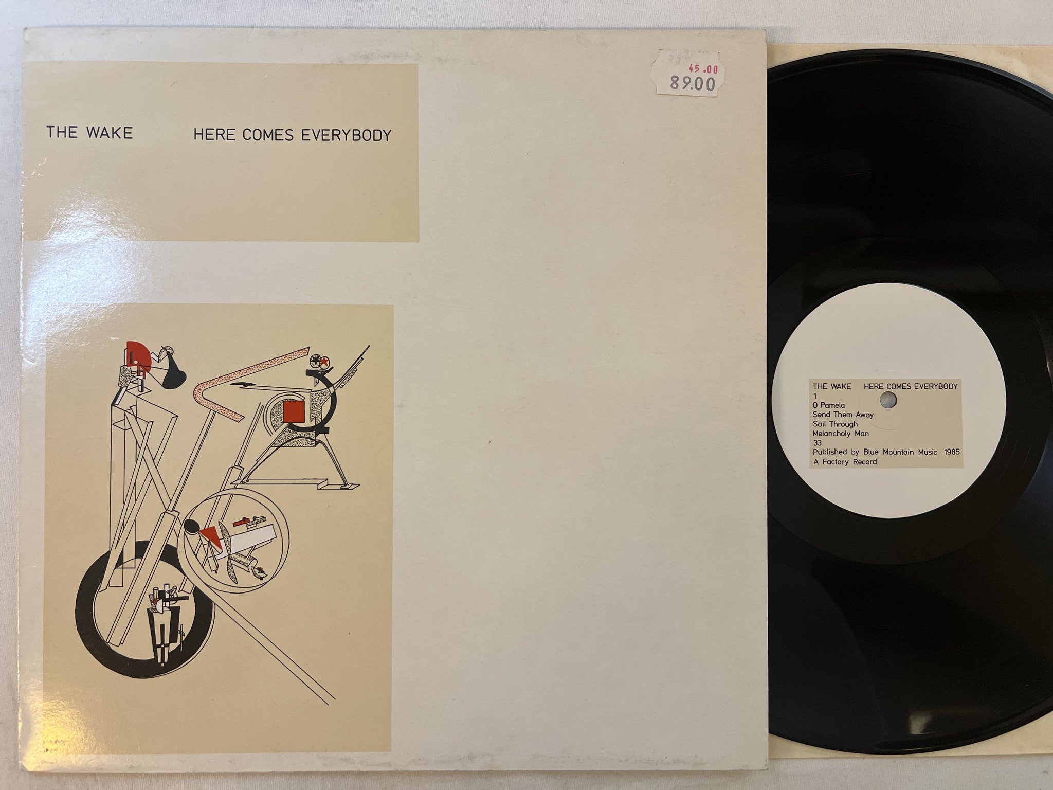 Omslagsbild för skivan THE WAKE Here Comes Everybody LP -85 UK FACTORY Fact 130 ** rare new wave **