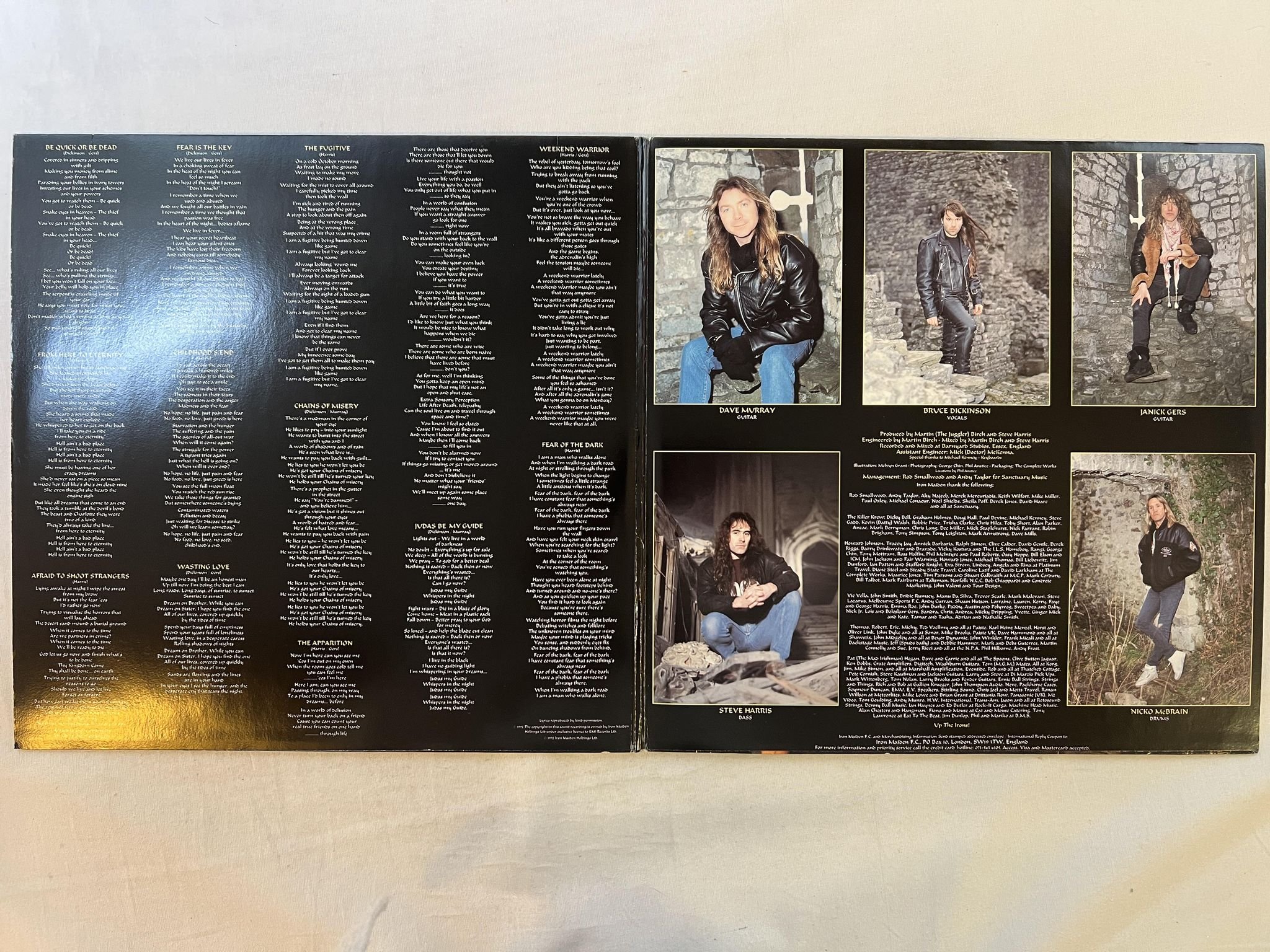 Omslagsbild för skivan IRON MAIDEN fear of the dark 2xLP -92 EU EMI 7991621 *** rare ***