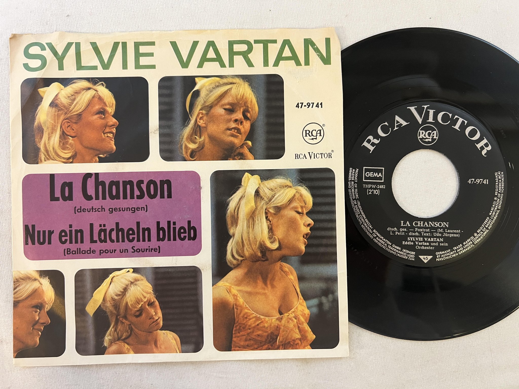 Omslagsbild för skivan SYLVIE VARTAN La Chanson 7"single -66 Ger RCA Victor 47-9741 ** RARE**