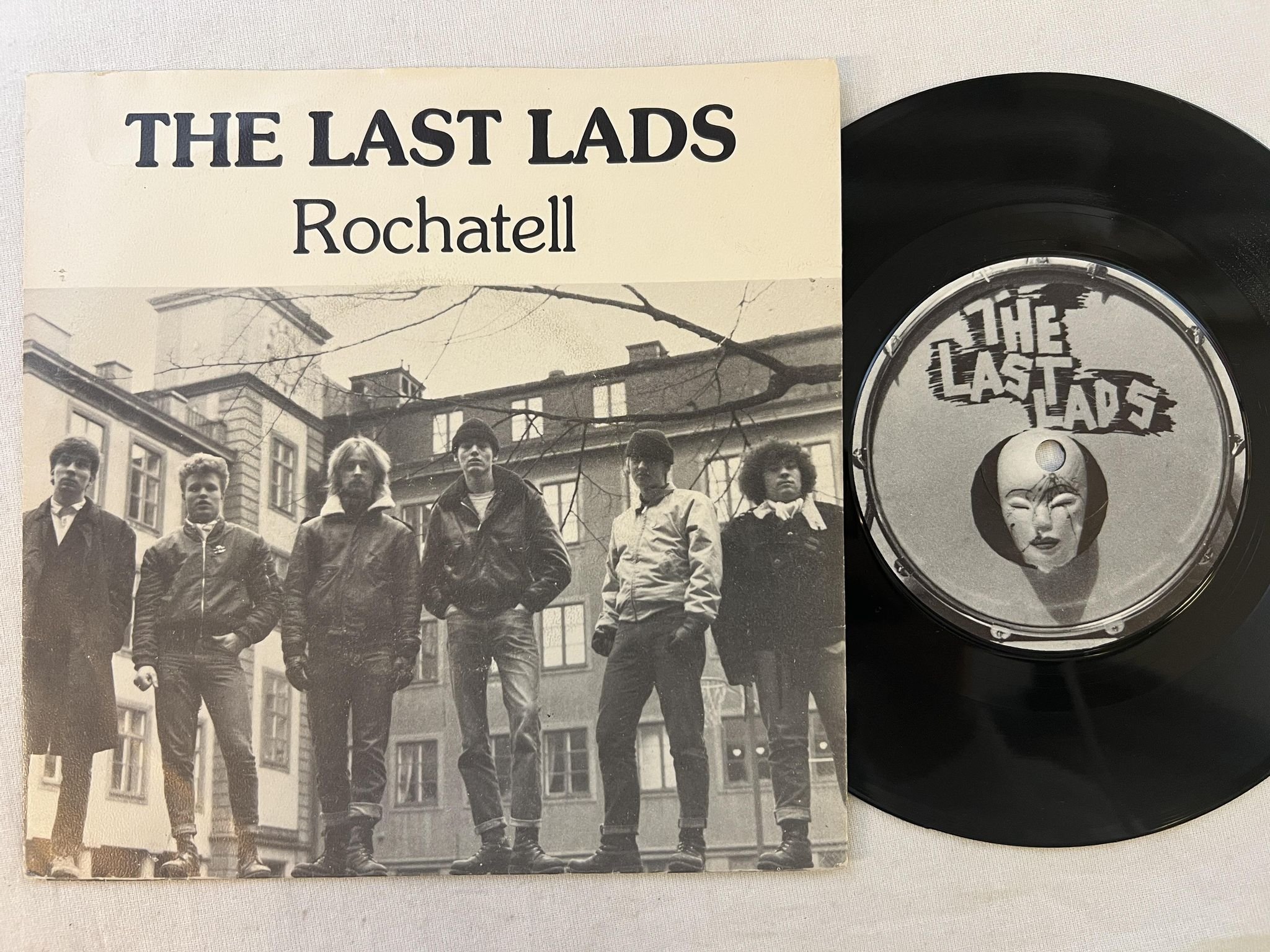 Omslagsbild för skivan THE LAST LADS rochatell 7" -83 Swe NEW ROCK LADS 1-83 ** MEGA RARE PUNK **