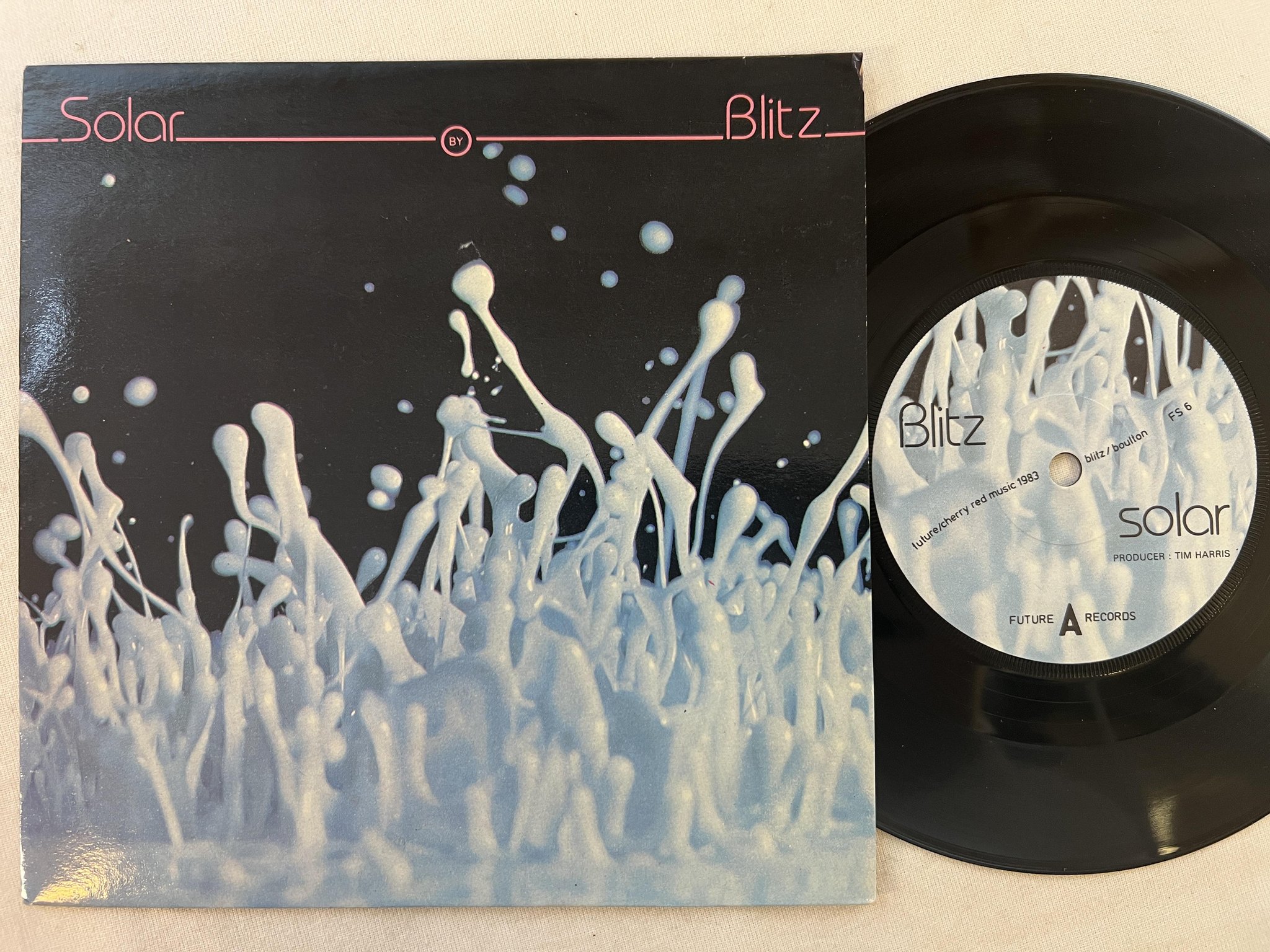 Omslagsbild för skivan BLITZ Solar 7"single -83 UK future FS 6 ** SYNTH POP **